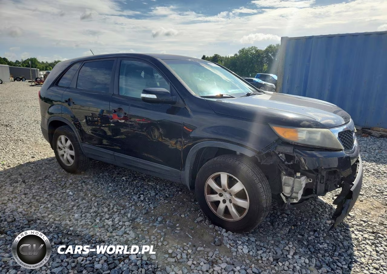 2011 Kia Sorento Lx VIN:5XYKT3A10BG186726 - 4