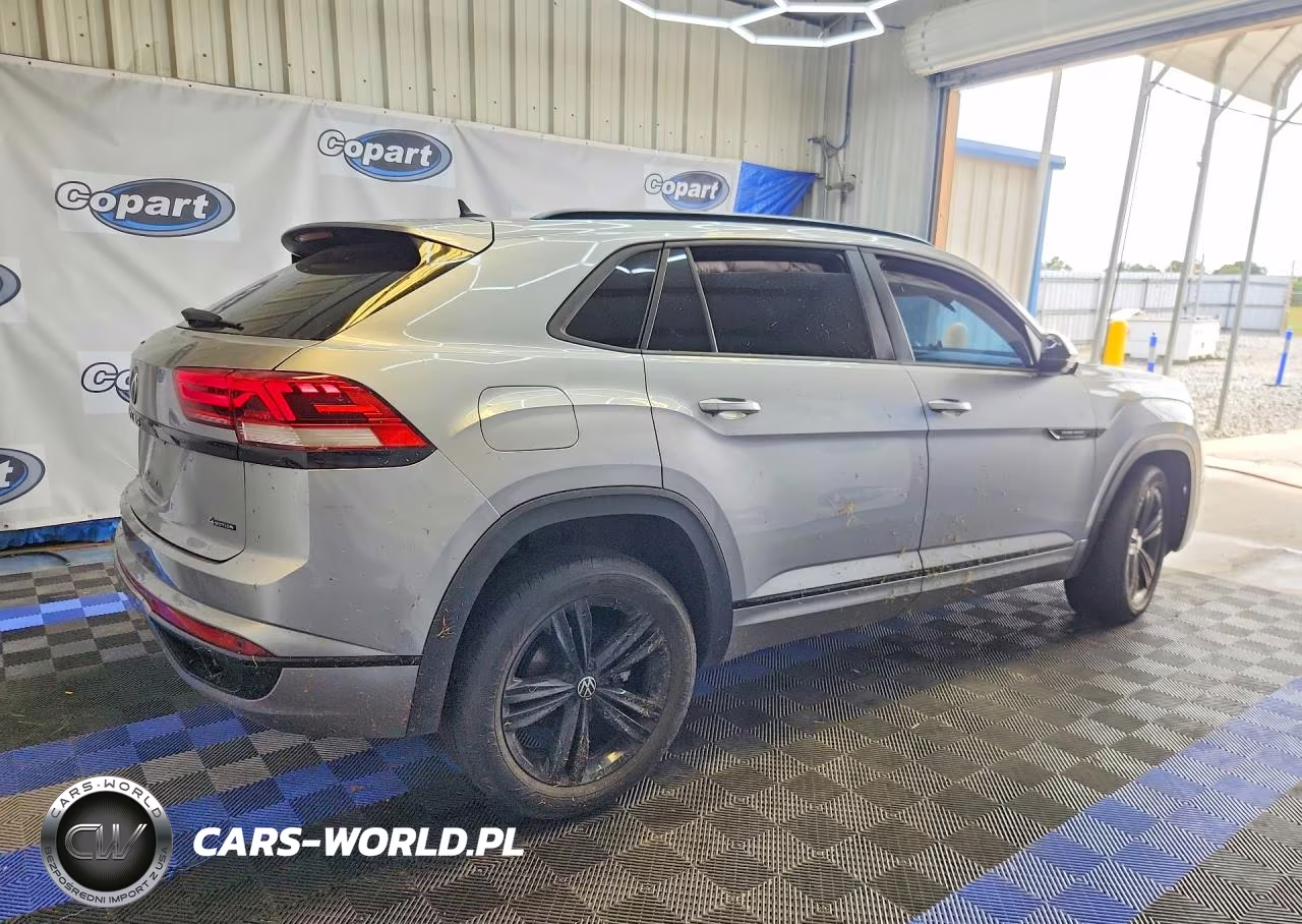 2023 Volkswagen Atlas Cross Sport Sel R-Line VIN:1V2SC2CA4PC212228 - 3