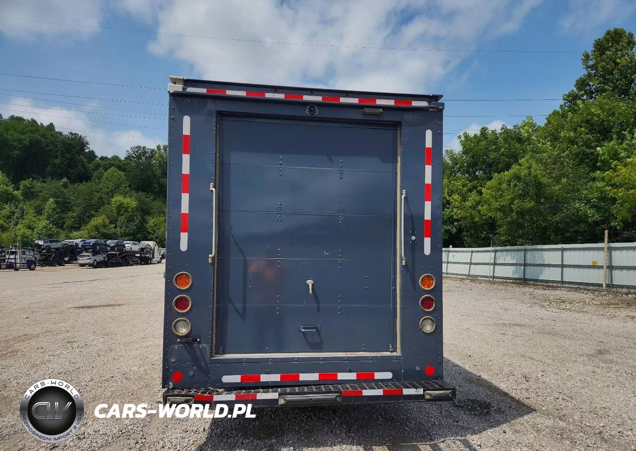 2021 Ford Transit-350 Cutaway VIN:1FDDF6P84MKA57550 - 11