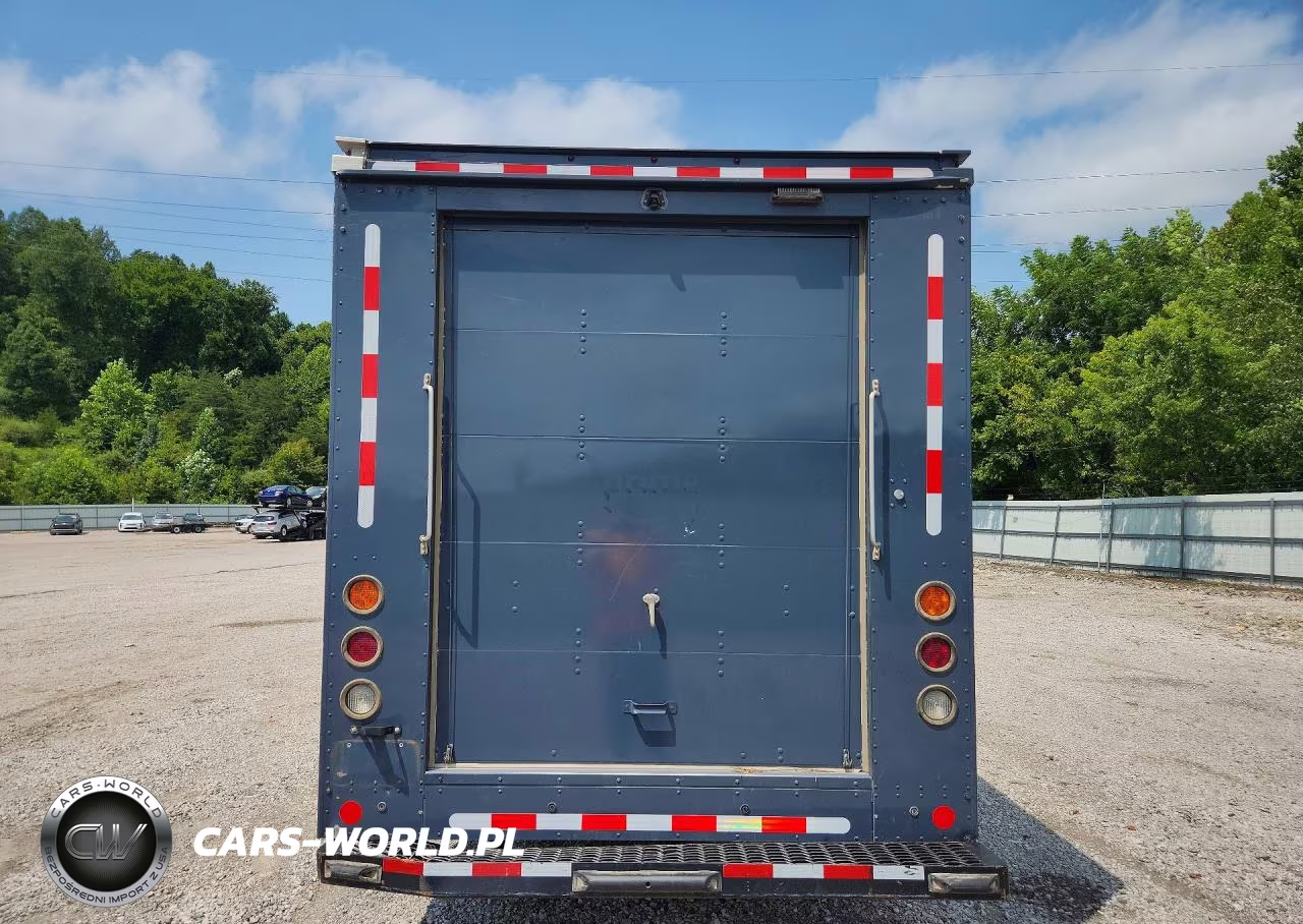 2021 Ford Transit-350 Cutaway VIN:1FDDF6P84MKA57550 - 6