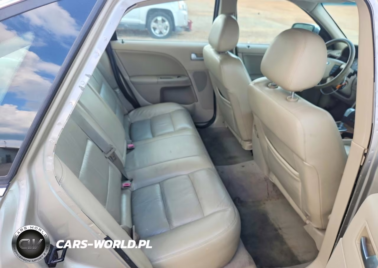 2005 Ford Five Hundred Limited VIN:1FAFP25105G182922 - 10