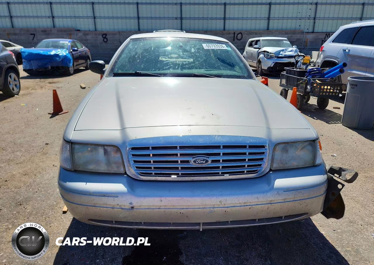 2007 Ford Crown Victoria Lx VIN:2FAFP74V17X145828 - 5