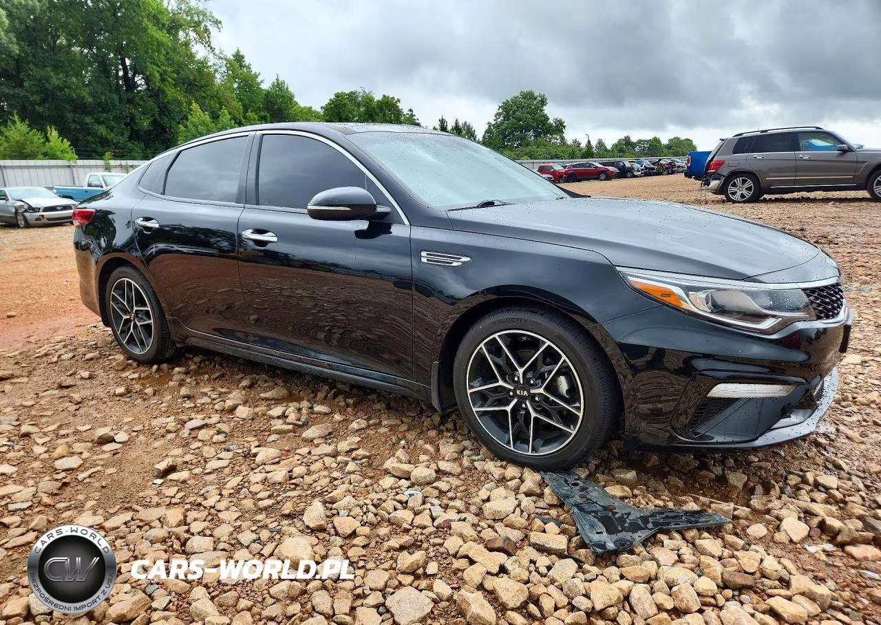 2020 Kia Optima Special Edition VIN:5XXGT4L38LG429280 - 4