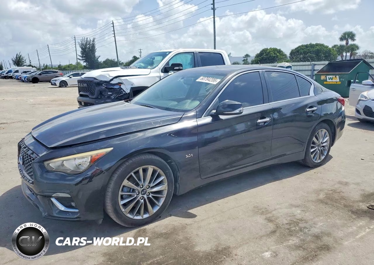 2016 Infiniti Q50 3.0T Premium – zdjęcie 1 z 12