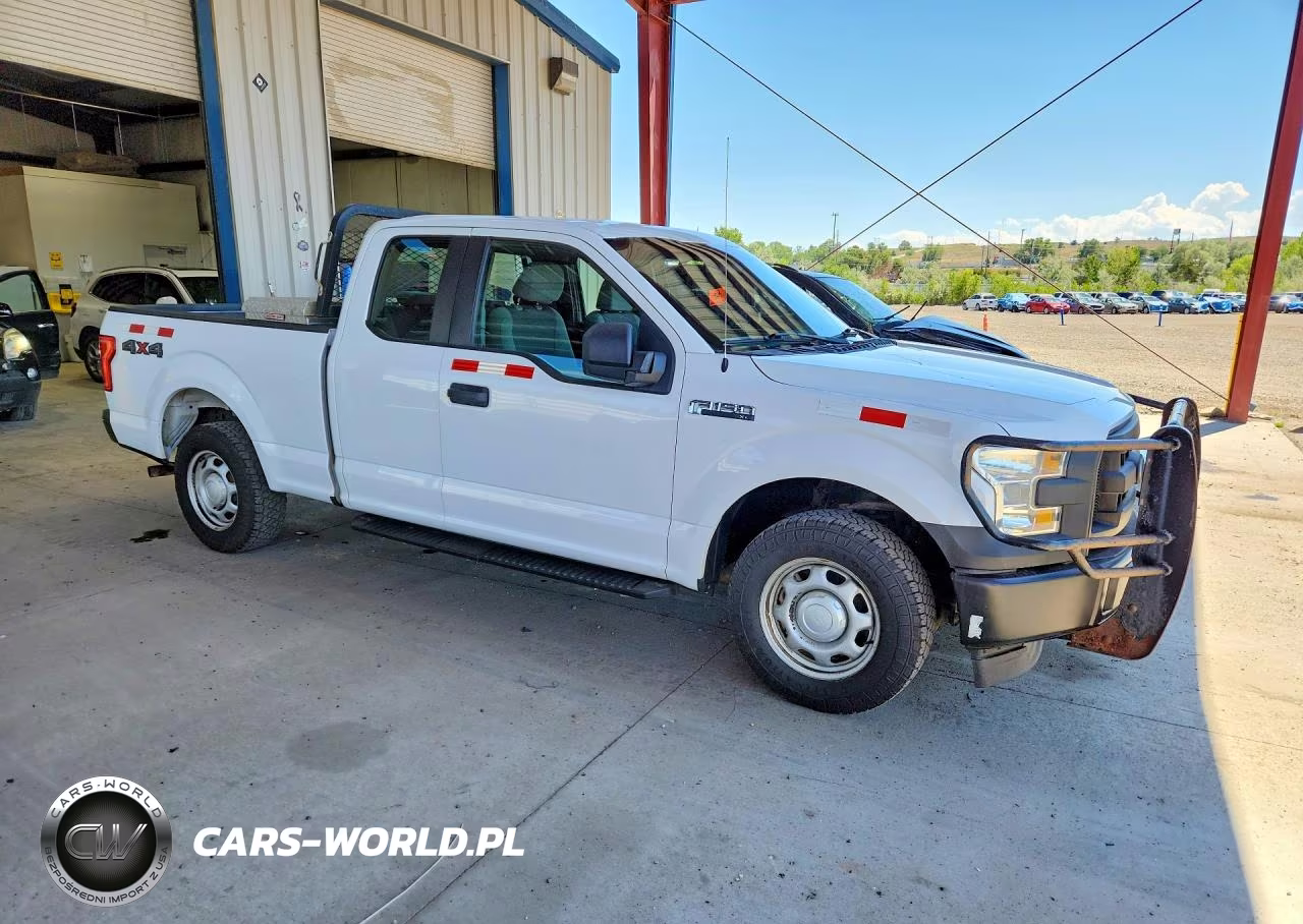 2017 Ford F150 Super Cab VIN:1FTEX1E81HKC67427 - 4