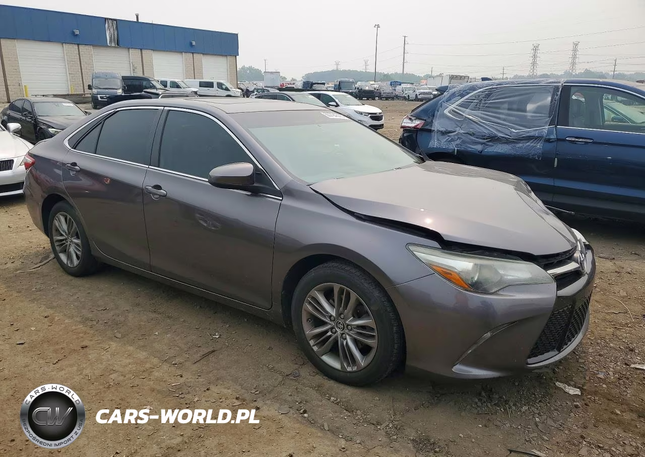 2015 Toyota Camry Se VIN:4T1BF1FK6FU097255 - 4