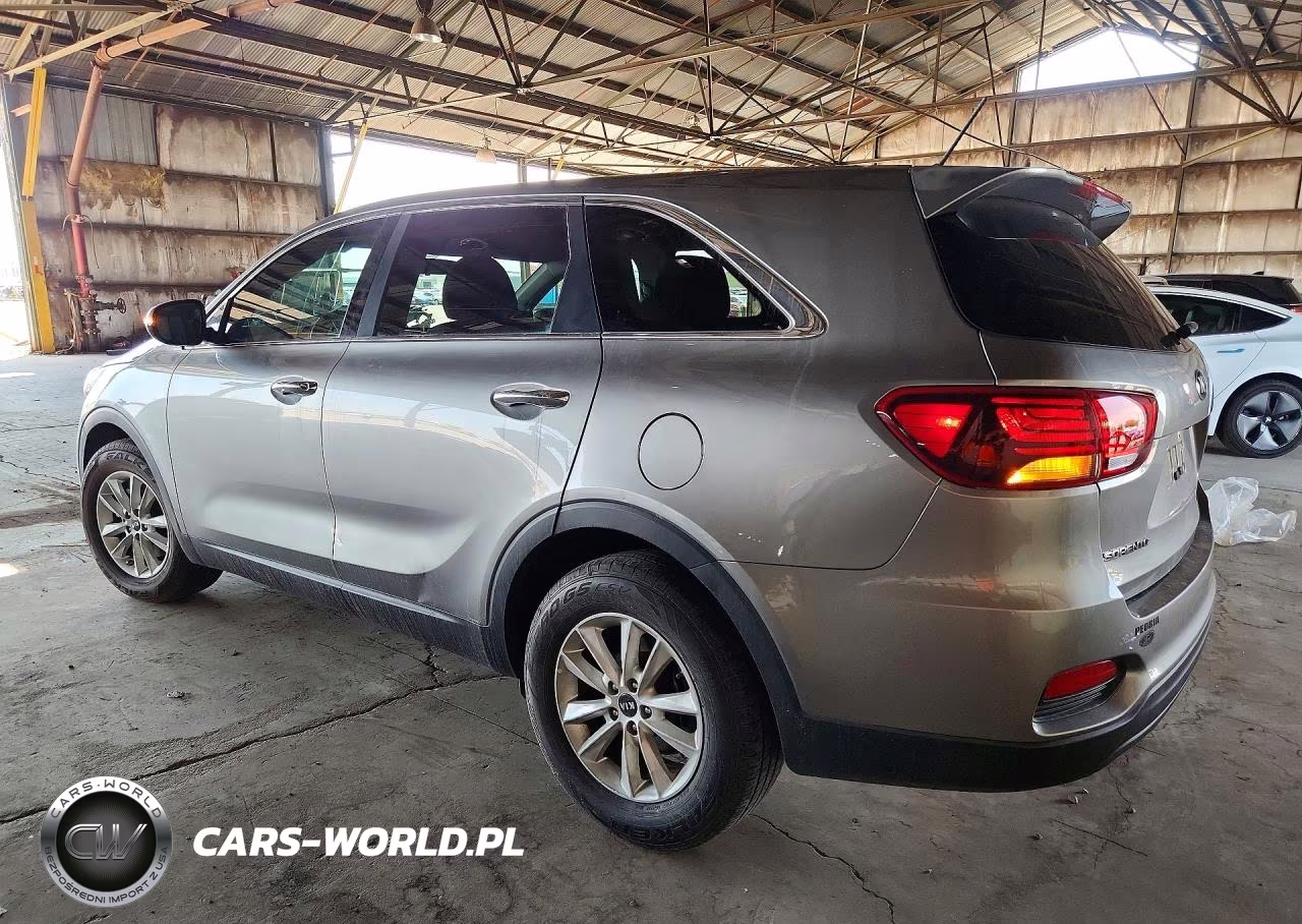 2019 Kia Sorento L VIN:5XYPG4A37KG492808 - 2