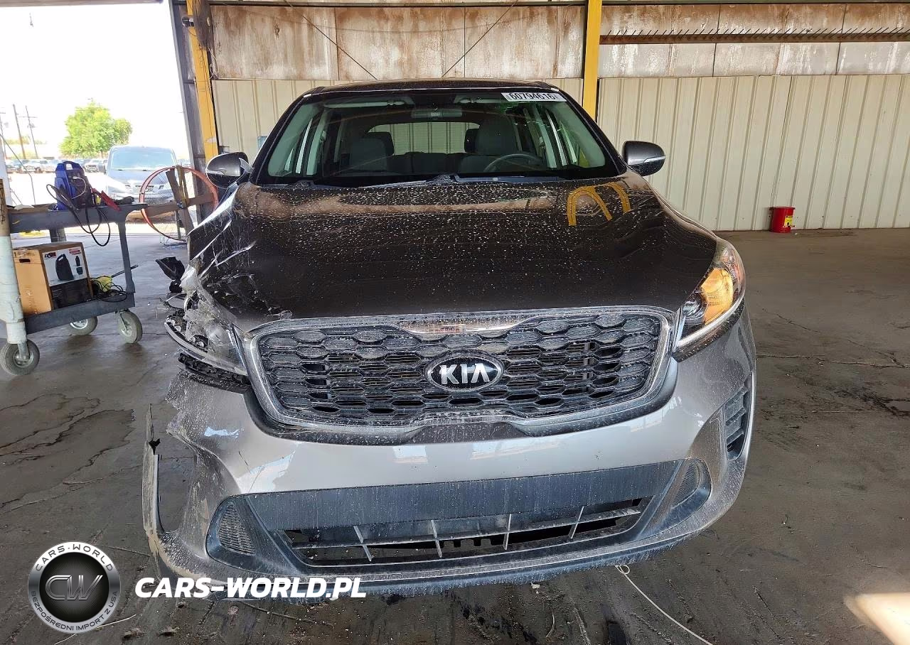 2019 Kia Sorento L VIN:5XYPG4A37KG492808 - 5