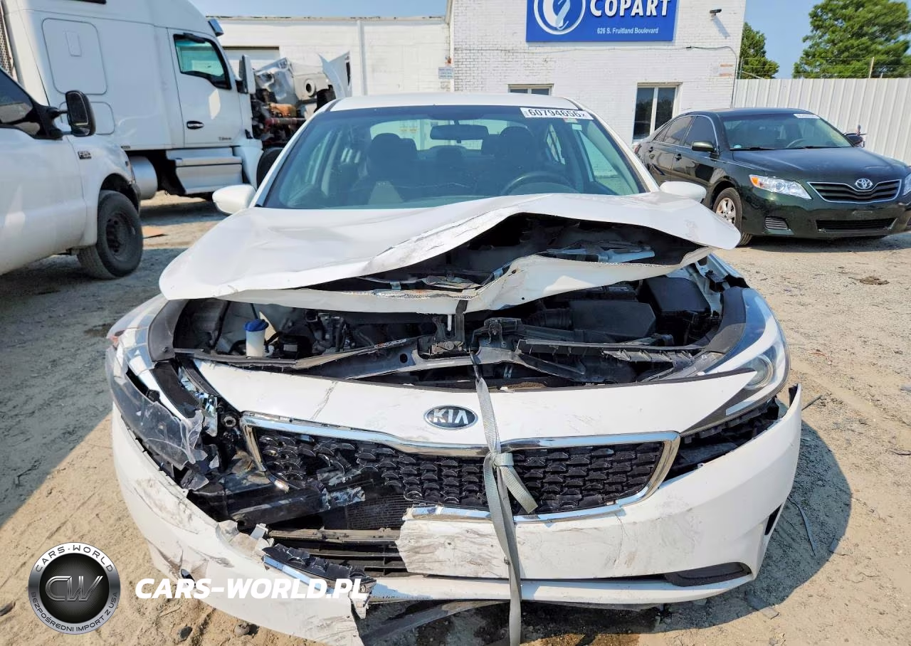 2018 Kia Forte Lx VIN:3KPFK4A73JE189968 - 5