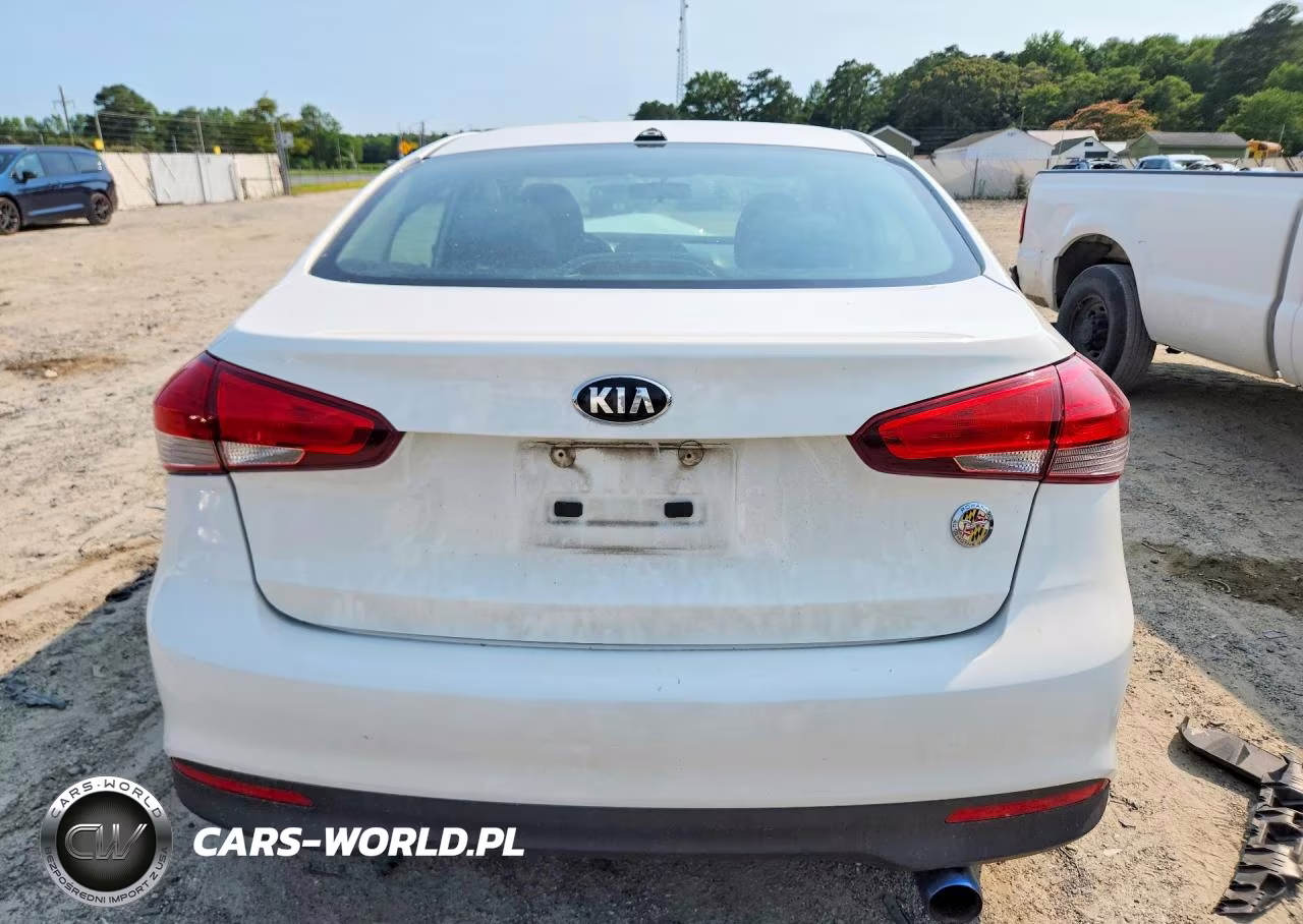 2018 Kia Forte Lx VIN:3KPFK4A73JE189968 - 6