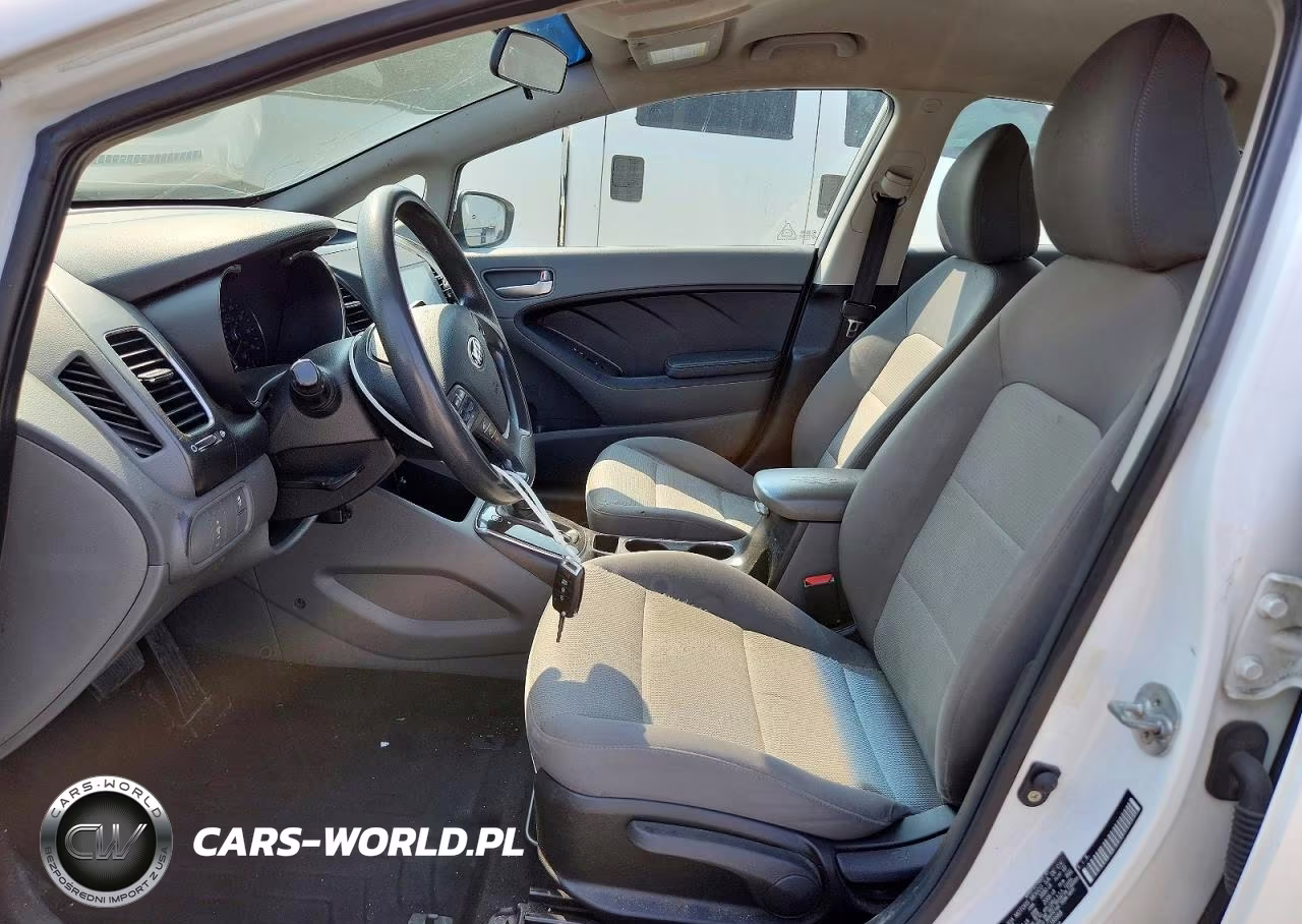 2018 Kia Forte Lx VIN:3KPFK4A73JE189968 - 7