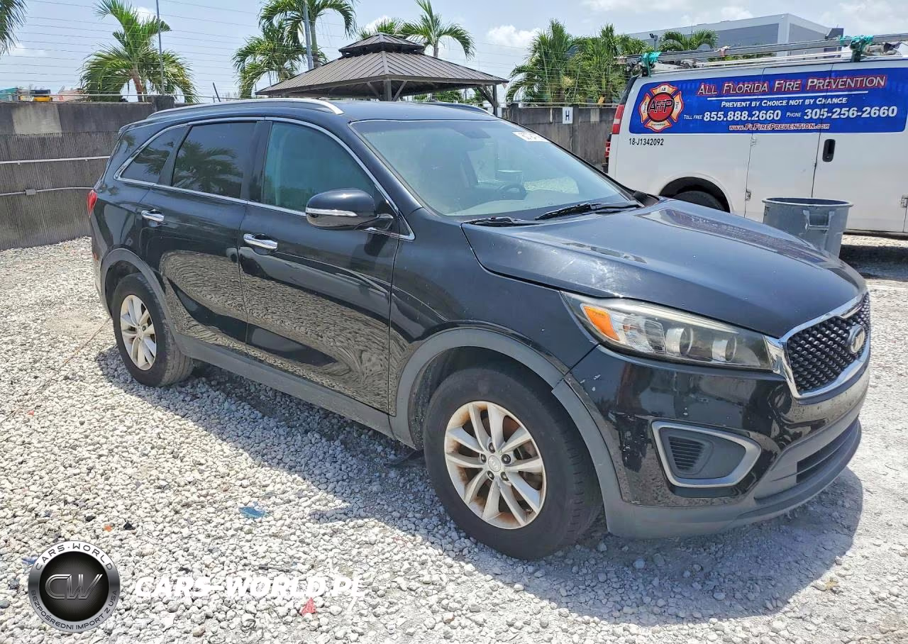 2017 Kia Sorento Lx VIN:5XYPG4A36HG195697 - 4