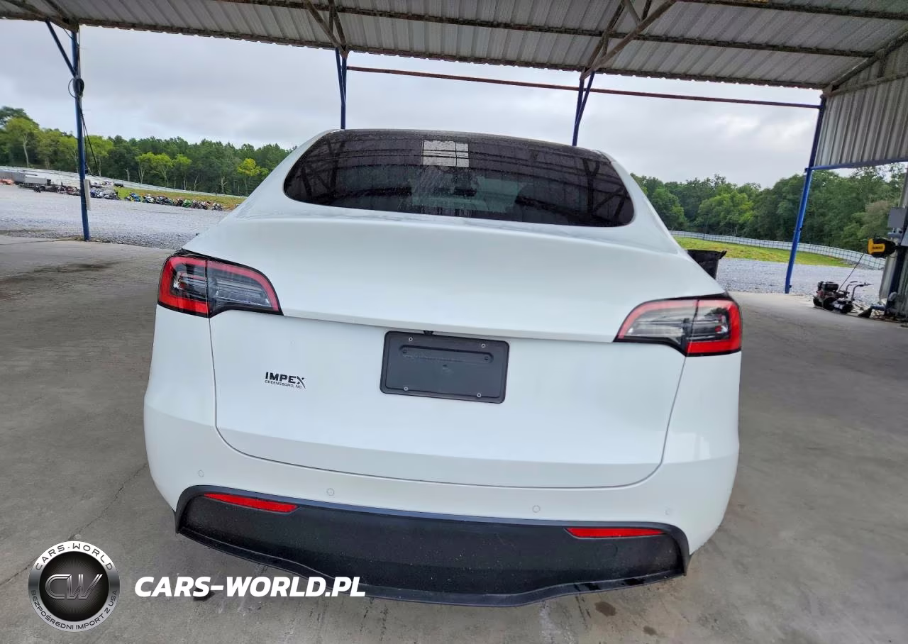 2021 Tesla Model Y VIN:5YJYGDED3MF103714 - 6