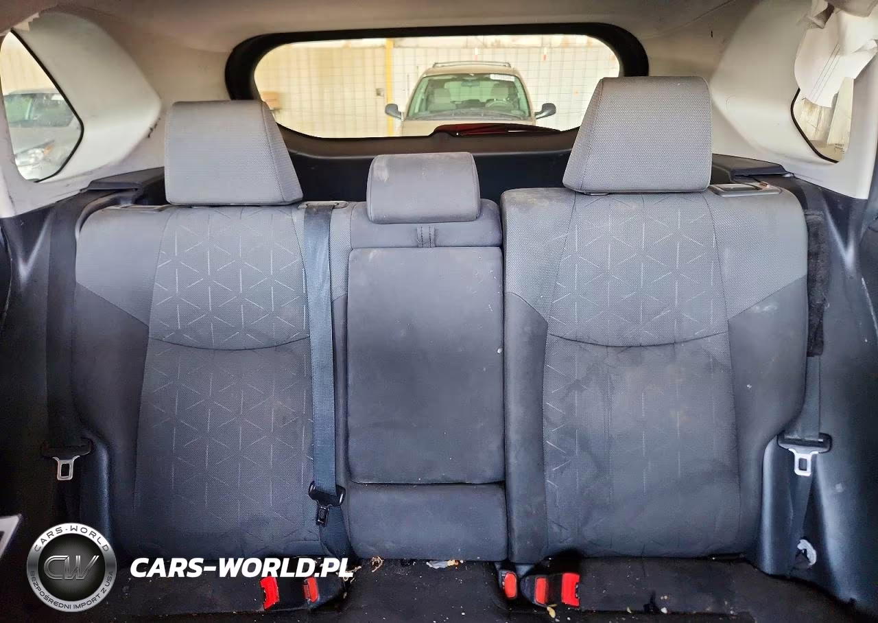 2021 Toyota Rav4 Hybrid Xle VIN:2T3R6RFV3MW011721 - 10