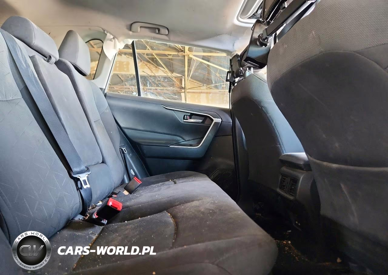 2021 Toyota Rav4 Hybrid Xle VIN:2T3R6RFV3MW011721 - 11