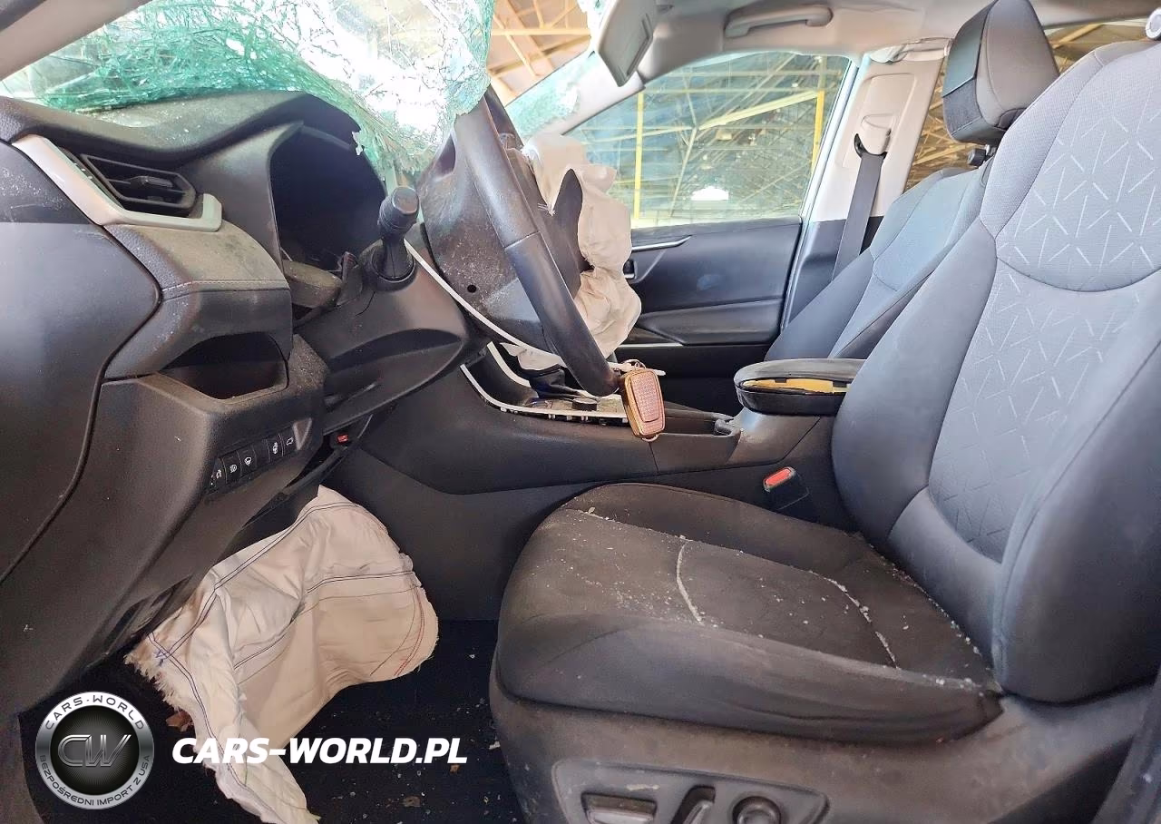 2021 Toyota Rav4 Hybrid Xle VIN:2T3R6RFV3MW011721 - 7