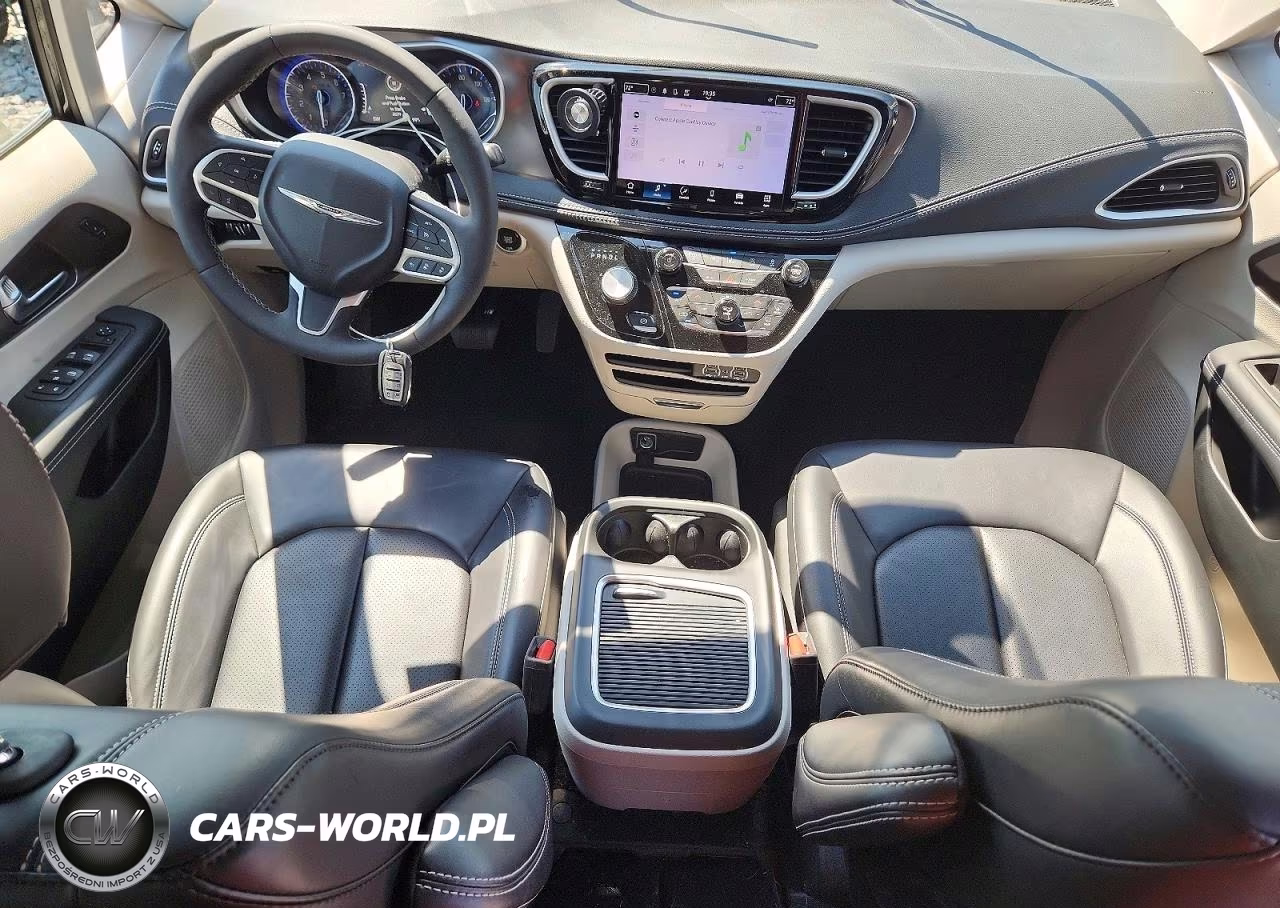 2023 Chrysler Pacifica Touring L VIN:2C4RC3BGXPR545553 - 8