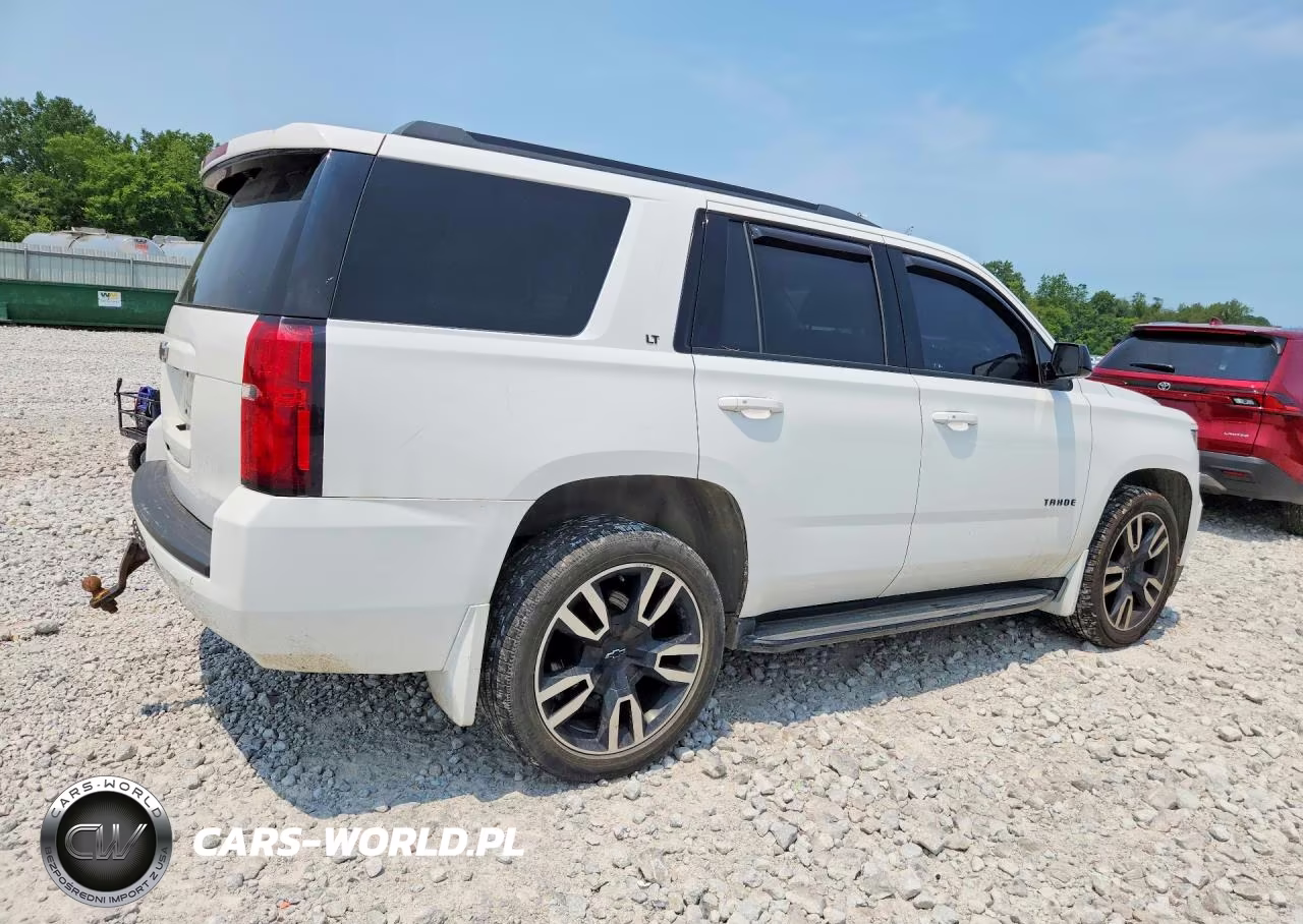 2018 Chevrolet Tahoe K1500 Lt VIN:1GNSKBKC2JR152677 - 3