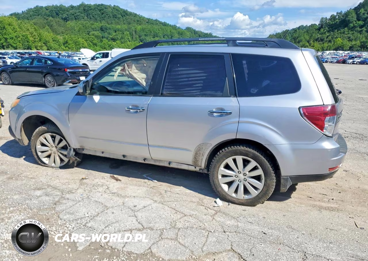 2012 Subaru Forester 2.5X Premium VIN:JF2SHADC7CH412595 - 2