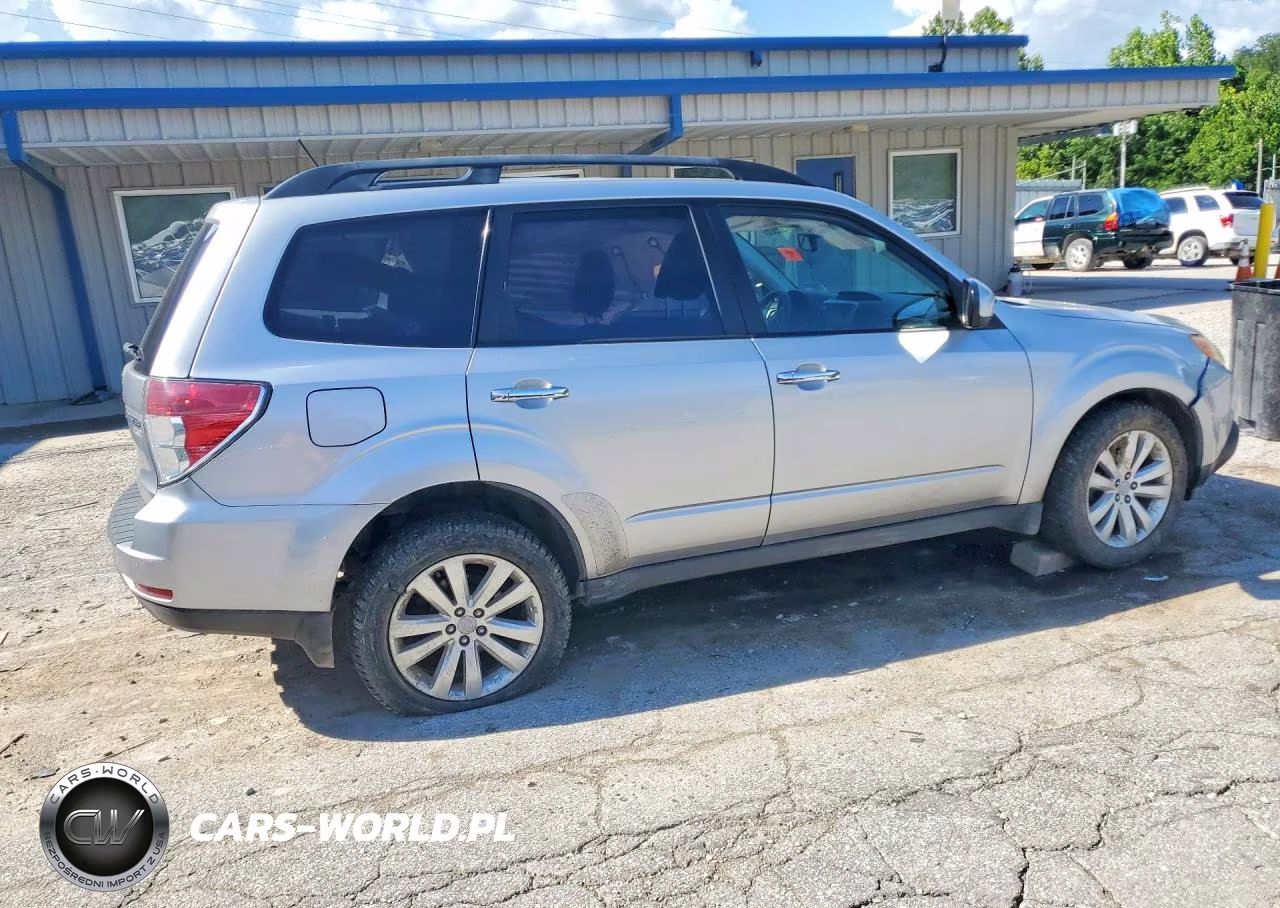 2012 Subaru Forester 2.5X Premium VIN:JF2SHADC7CH412595 - 3