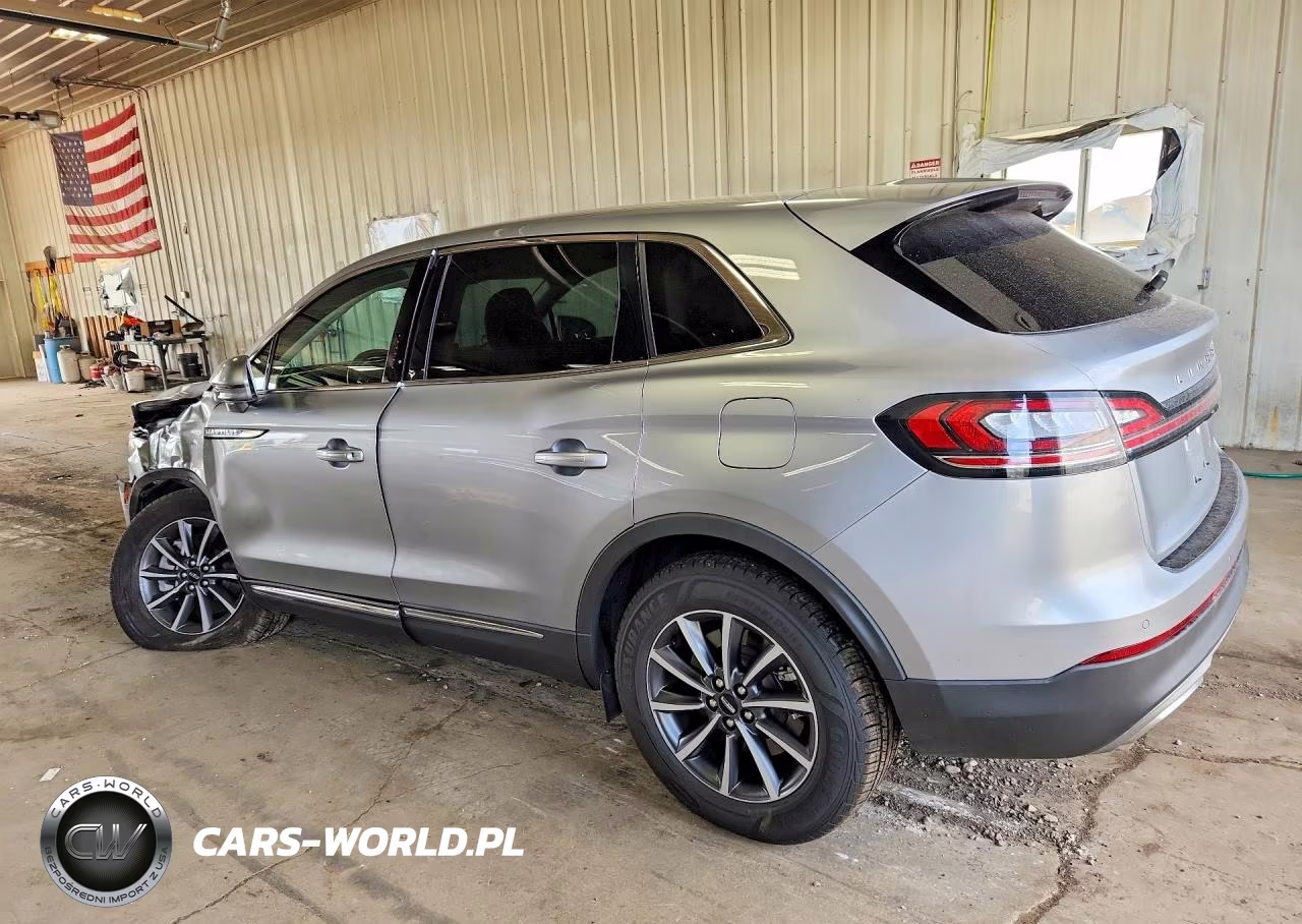 2022 Lincoln Nautilus VIN:2LMPJ8J91NBL15130 - 2
