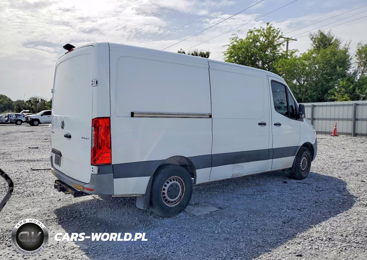 2022 Mercedes-Benz All Other VIN:W1Y4EBHY9NT103475 - 3
