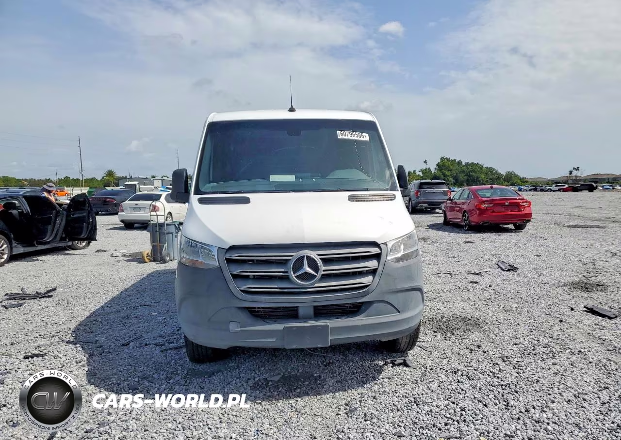 2022 Mercedes-Benz All Other VIN:W1Y4EBHY9NT103475 - 5