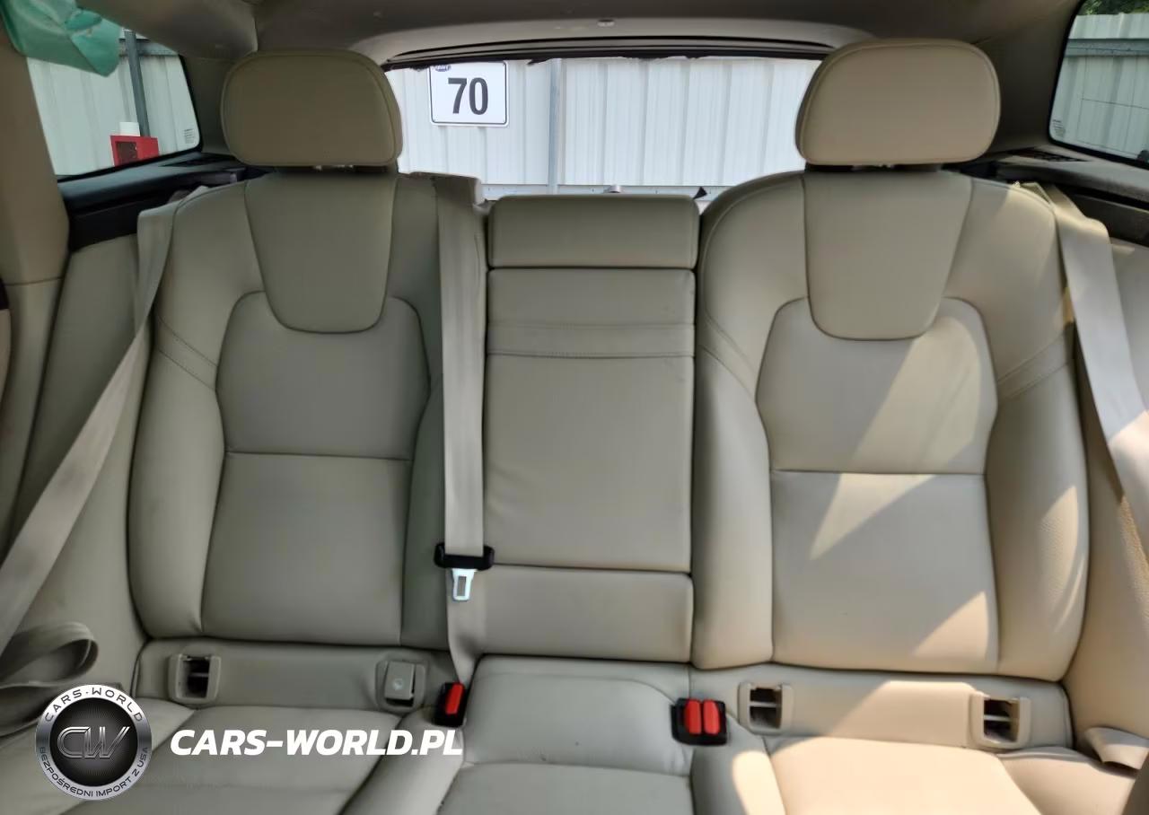 2022 Volvo Xc60 B5 Momentum VIN:YV4L12RK6N1970668 - 10