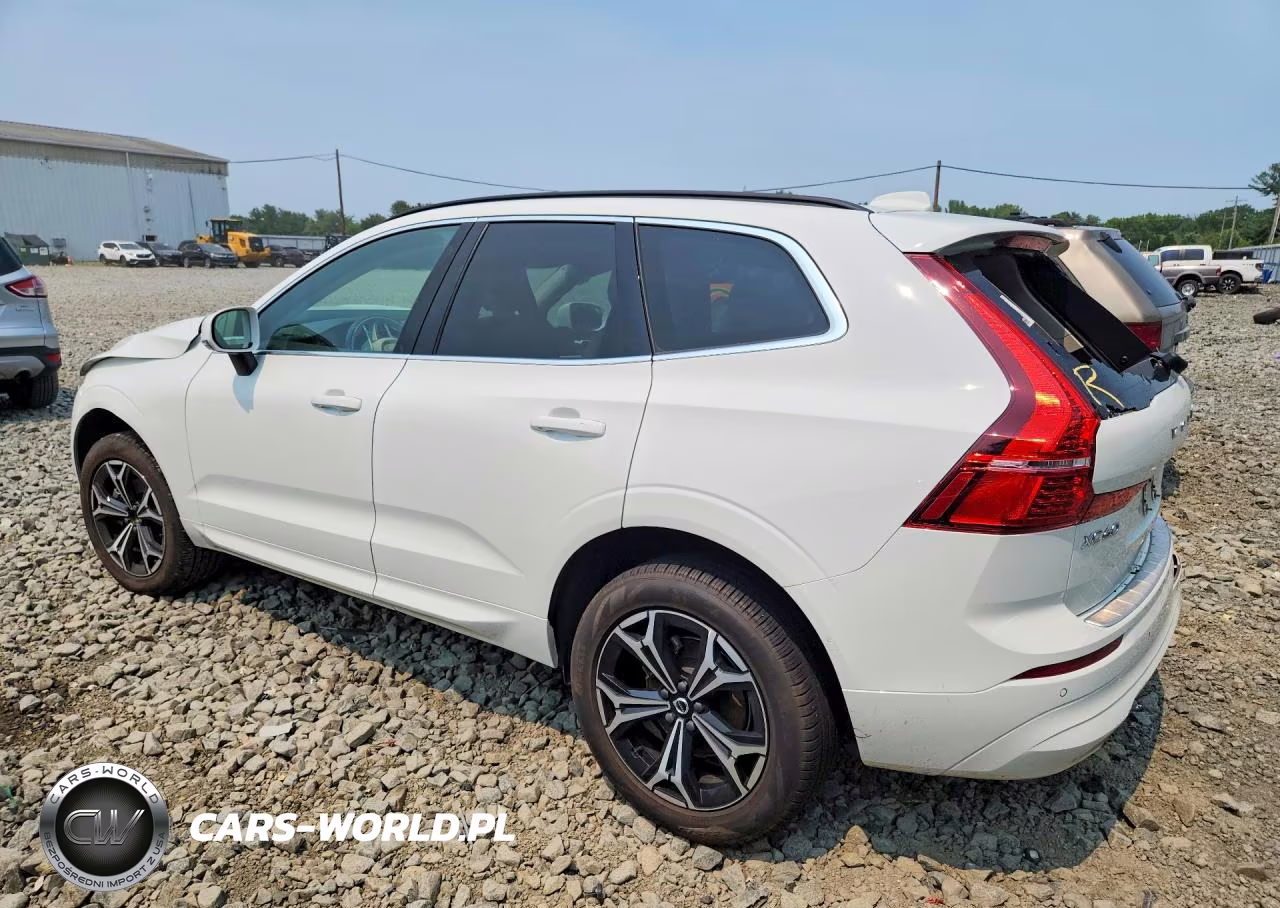 2022 Volvo Xc60 B5 Momentum VIN:YV4L12RK6N1970668 - 2