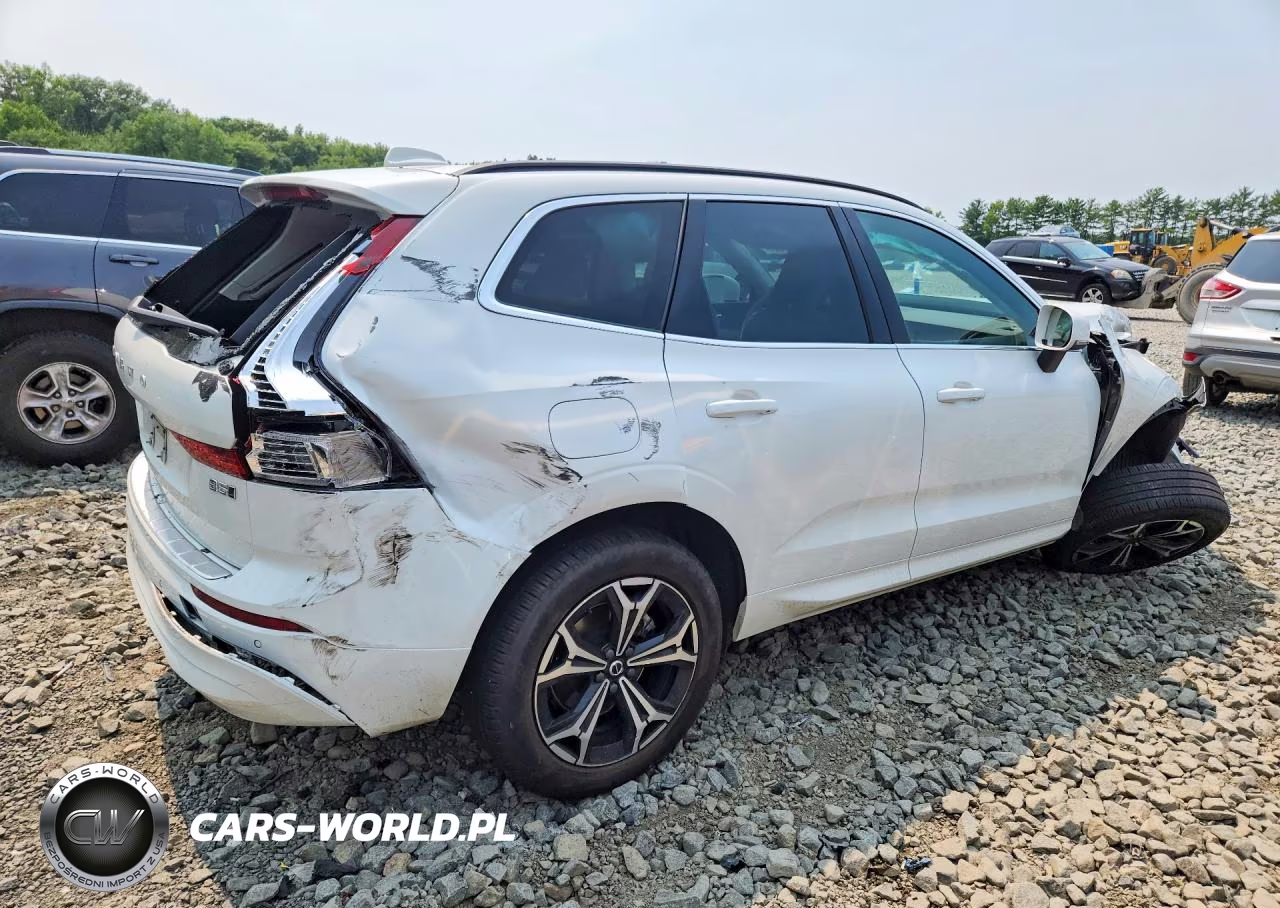 2022 Volvo Xc60 B5 Momentum VIN:YV4L12RK6N1970668 - 3