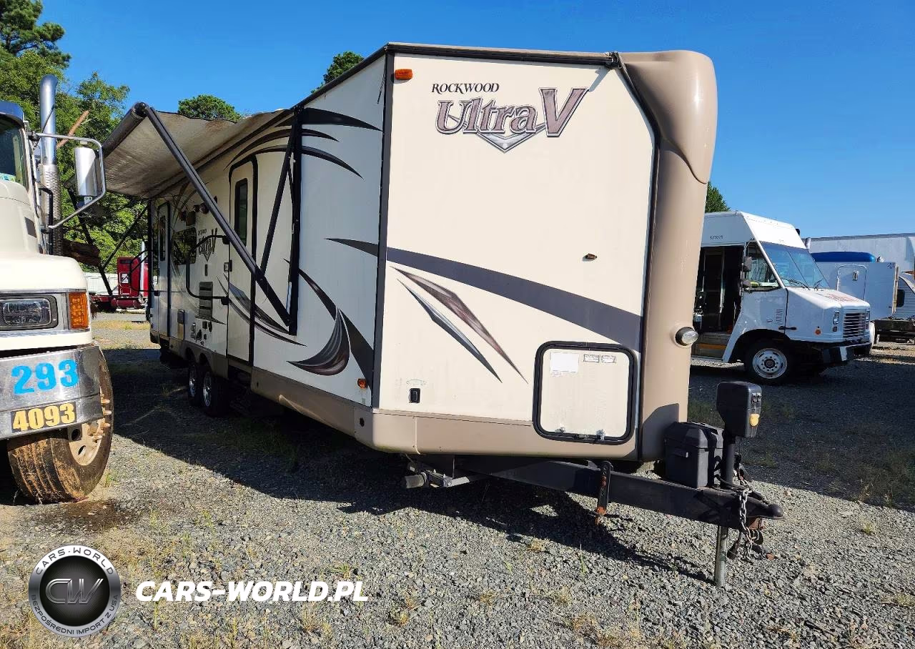 2015 Forest River Rockwood Ultra Light Camper