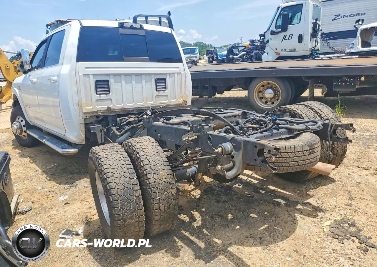 2021 Ram 3500 Laramie VIN:3C63RRJL6MG592674 - 2