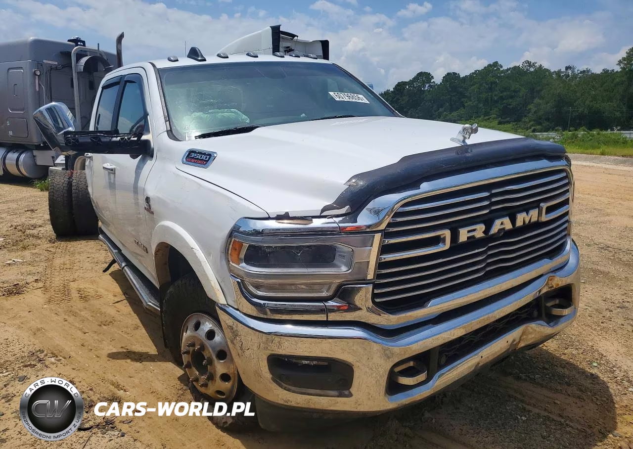 2021 Ram 3500 Laramie VIN:3C63RRJL6MG592674 - 4