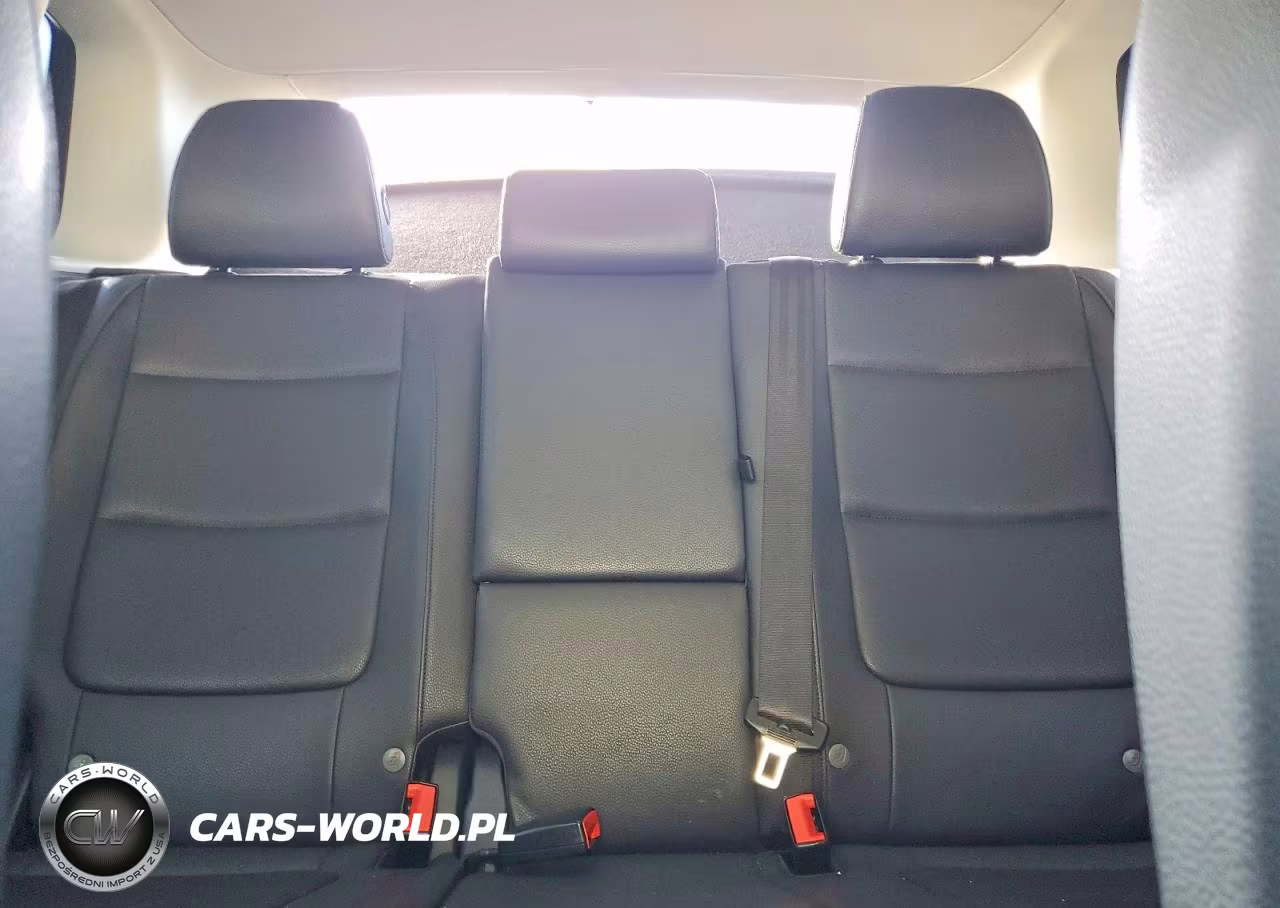 2016 Volkswagen Tiguan S VIN:WVGAV7AX9GW591832 - 10