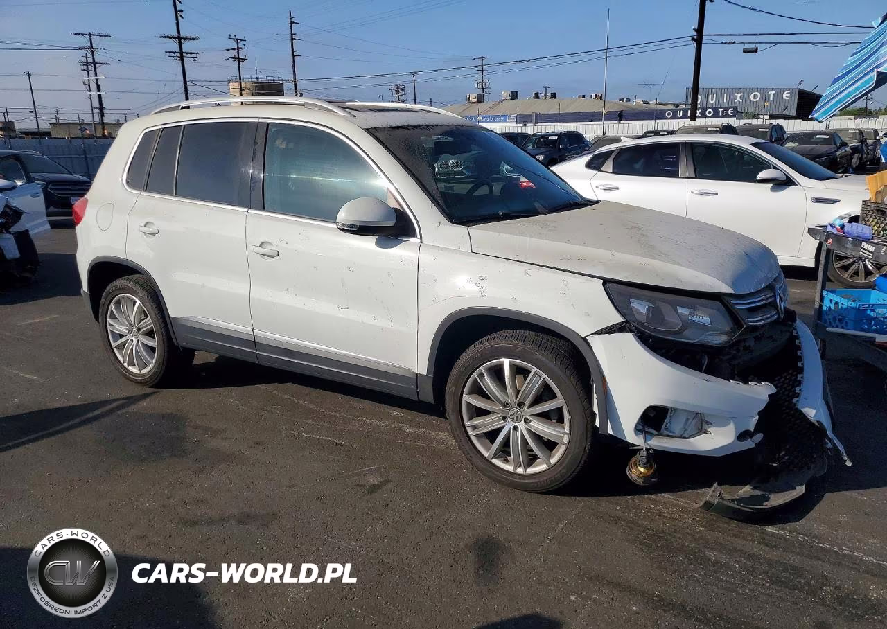 2016 Volkswagen Tiguan S VIN:WVGAV7AX9GW591832 - 4