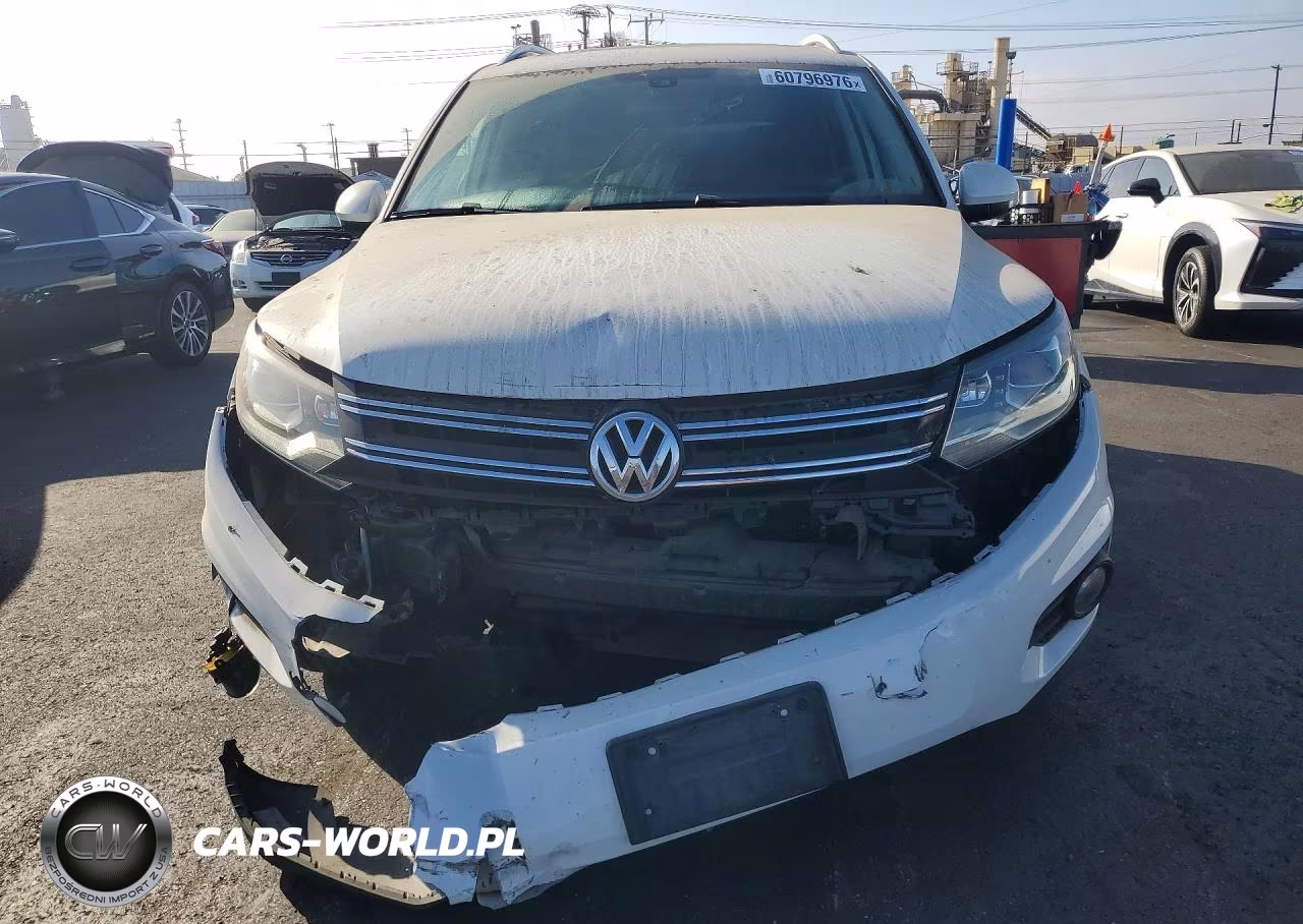 2016 Volkswagen Tiguan S VIN:WVGAV7AX9GW591832 - 5