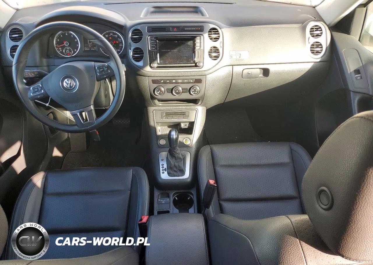 2016 Volkswagen Tiguan S VIN:WVGAV7AX9GW591832 - 8