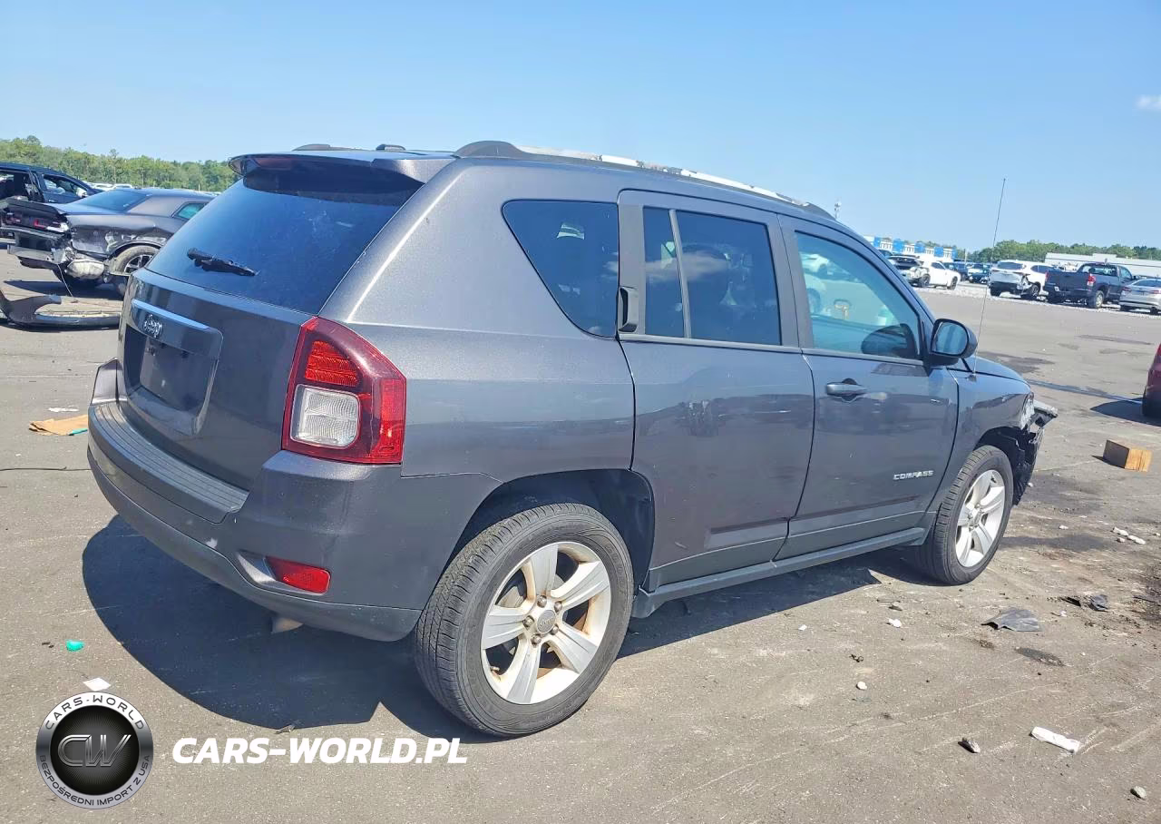 2016 Jeep Compass Sport VIN:1C4NJCBA8GD715489 - 3