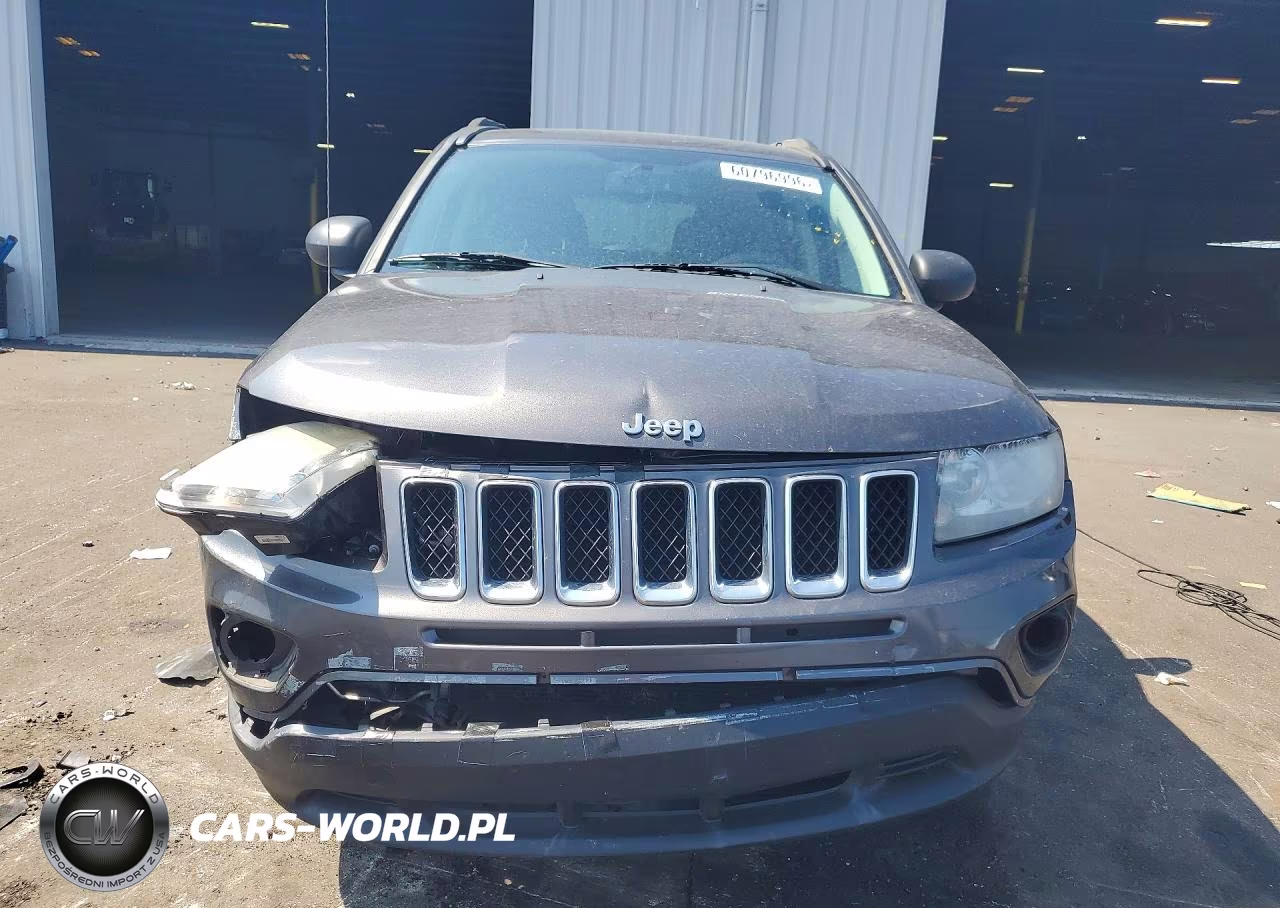 2016 Jeep Compass Sport VIN:1C4NJCBA8GD715489 - 5
