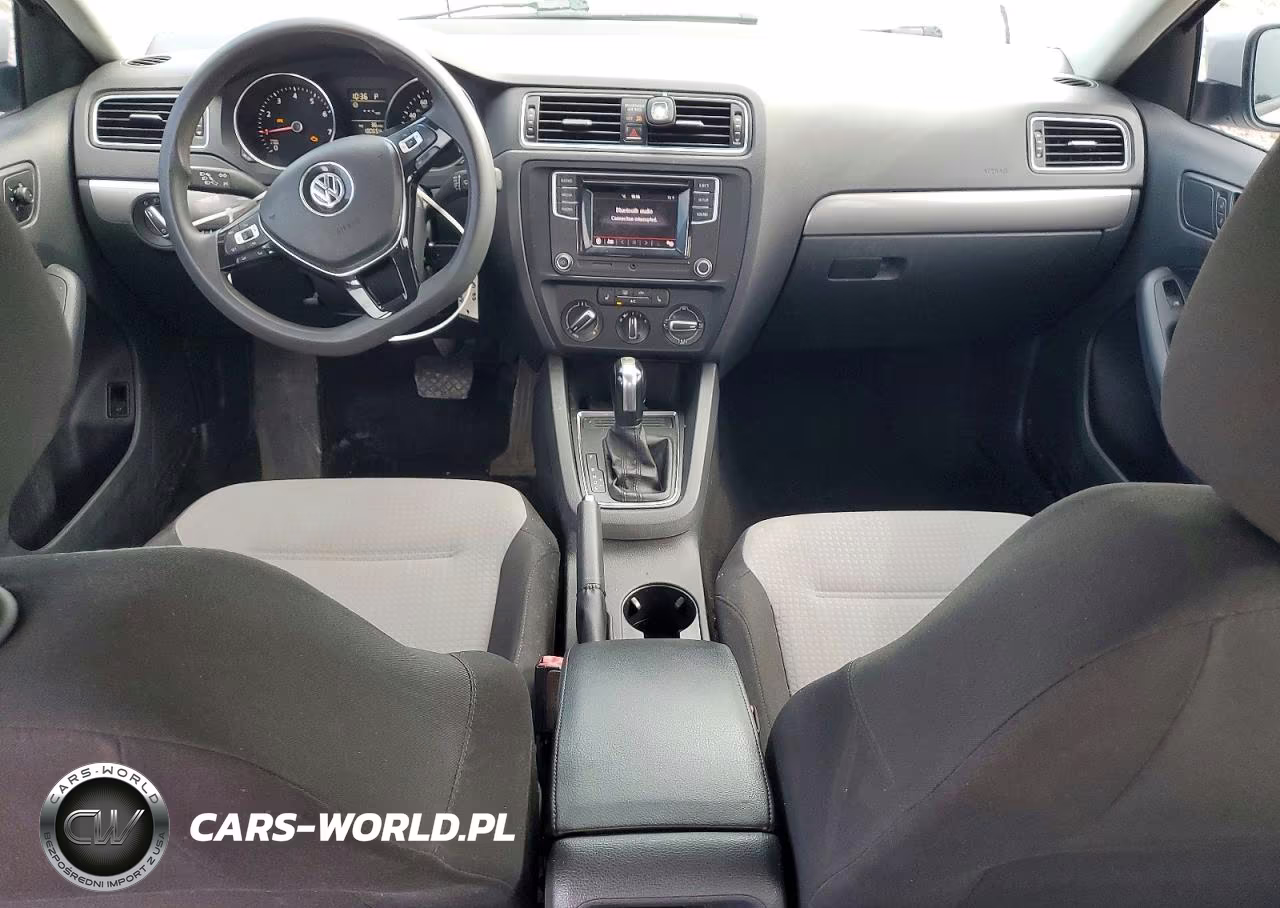 2018 Volkswagen Jetta S VIN:3VW2B7AJ3JM215242 - 8