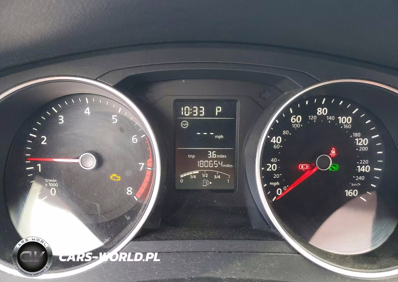 2018 Volkswagen Jetta S VIN:3VW2B7AJ3JM215242 - 9