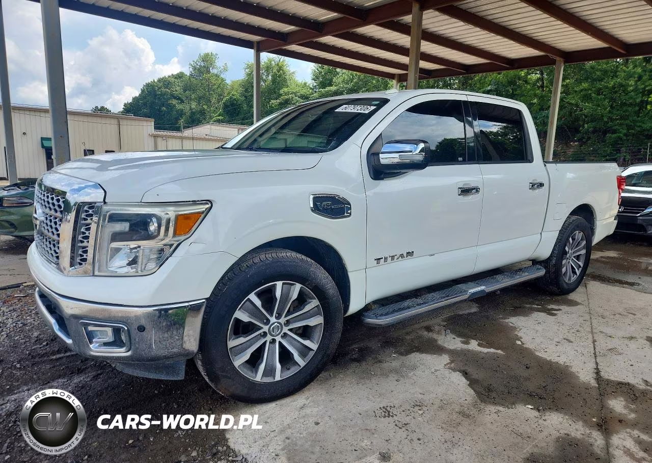 2017 Nissan Titan Sl