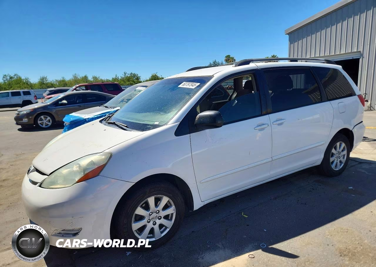 2006 Toyota Sienna Le 7 Passenger