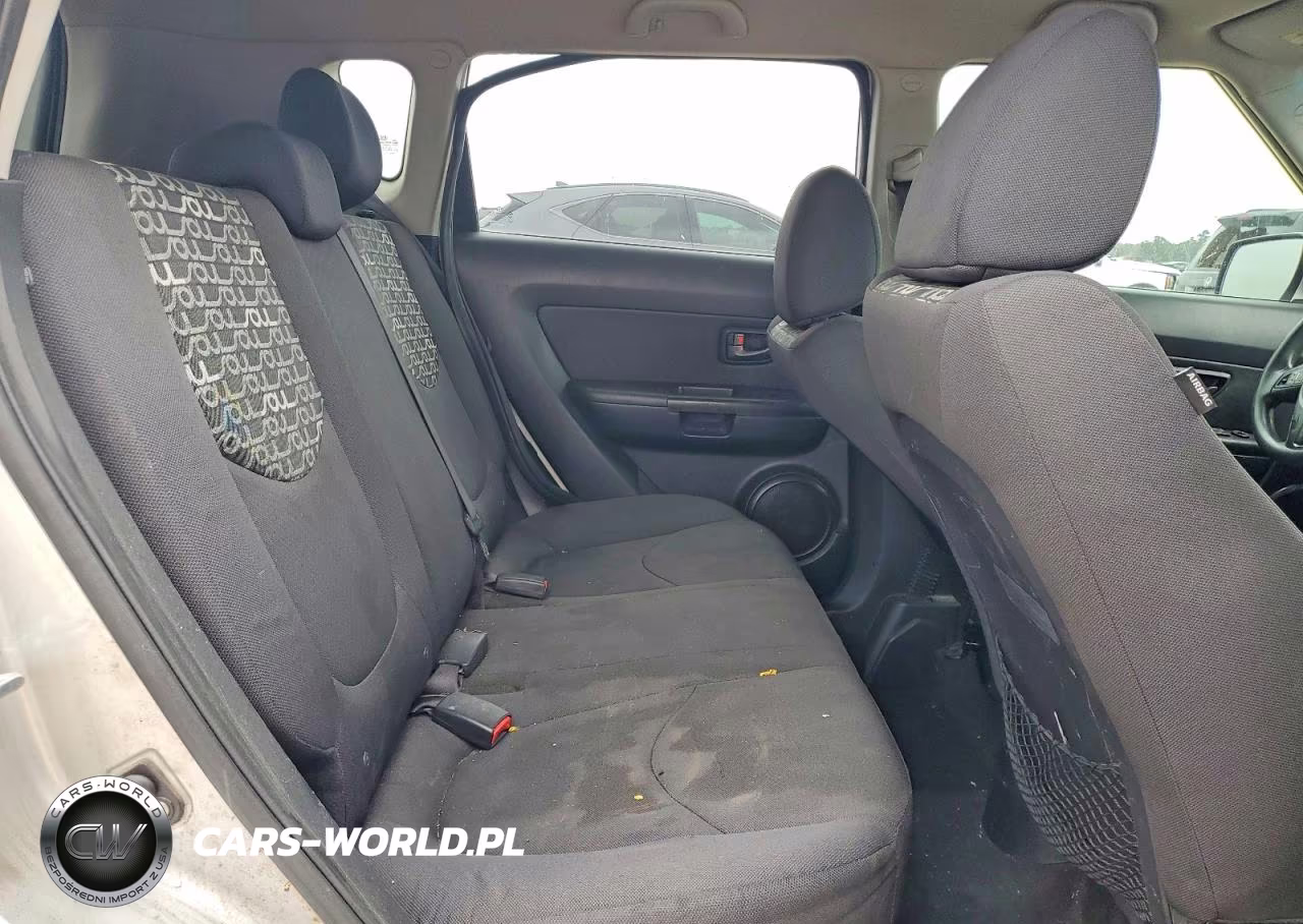 2011 Kia Soul + VIN:KNDJT2A24B7334145 - 10