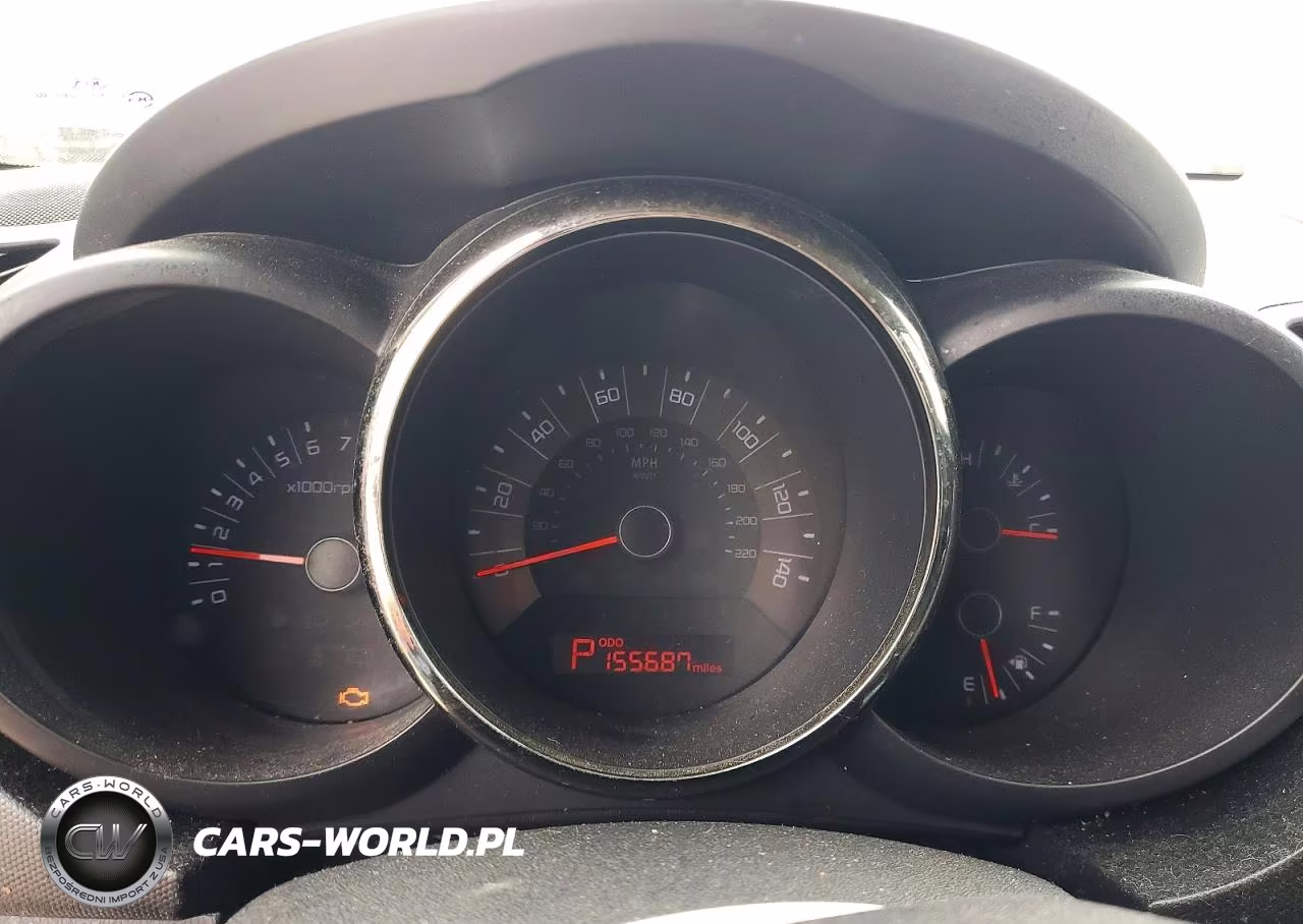 2011 Kia Soul + VIN:KNDJT2A24B7334145 - 9