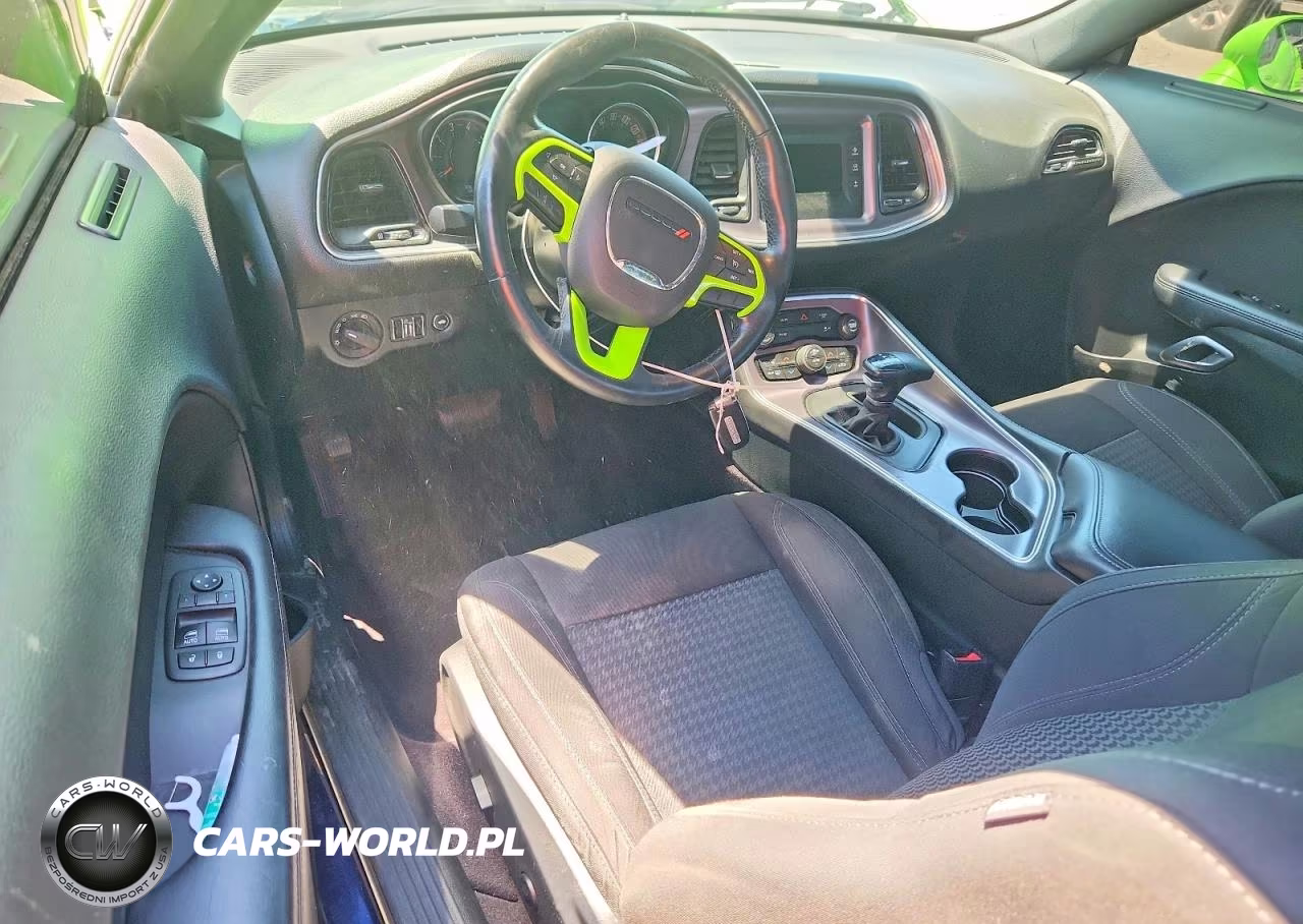 2017 Dodge Challenger Sxt VIN:2C3CDZAG6HH592419 - 8