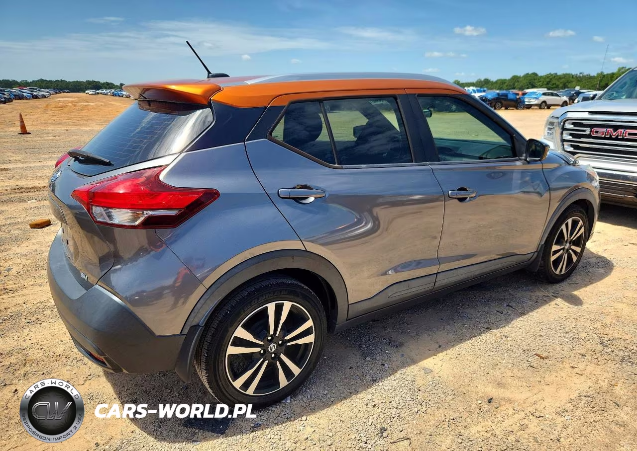 2018 Nissan Kicks Sv VIN:3N1CP5CU1JL518453 - 3