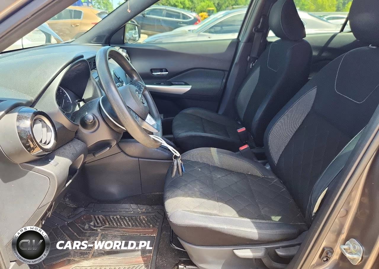 2018 Nissan Kicks Sv VIN:3N1CP5CU1JL518453 - 7