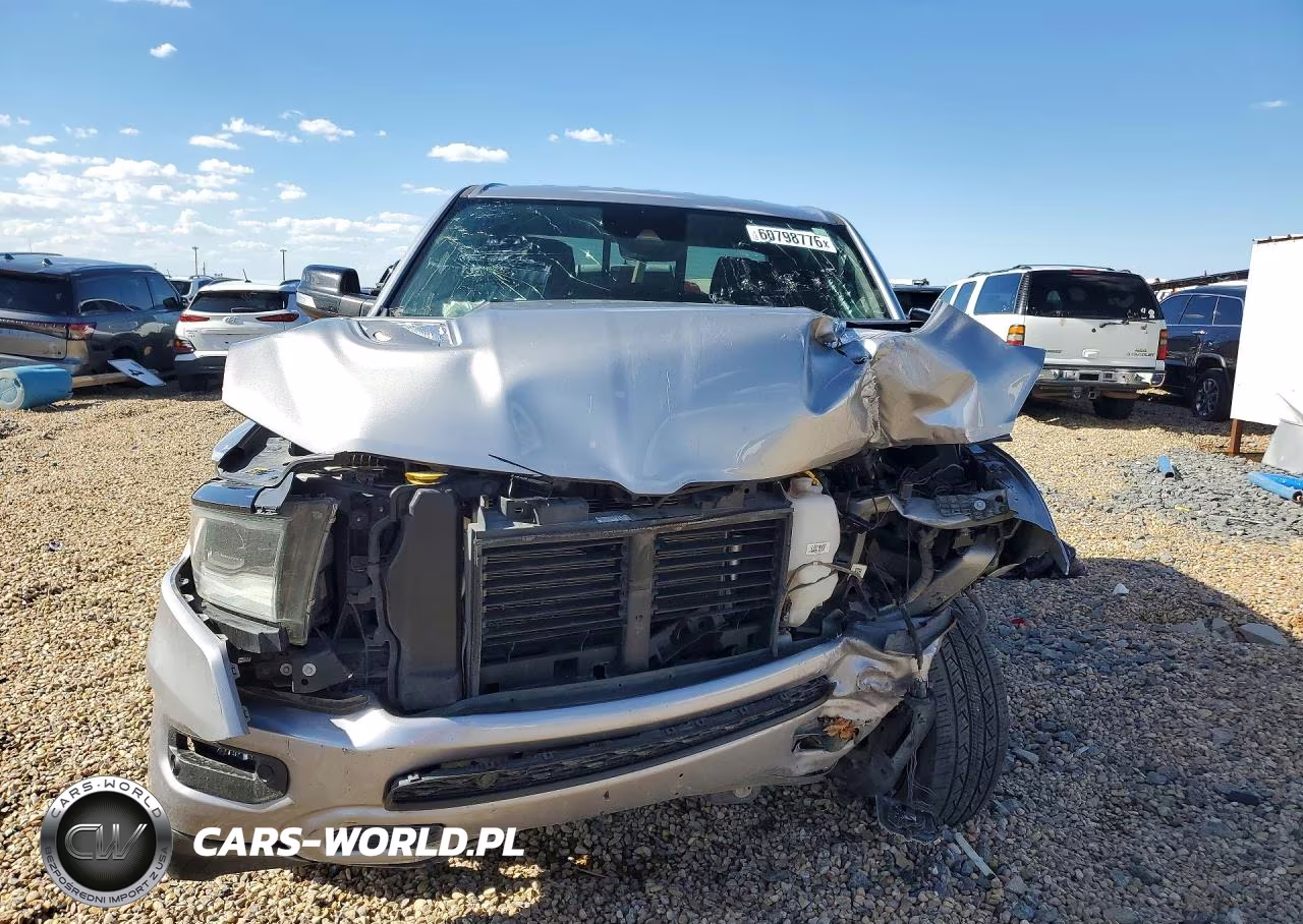 2022 Ram 1500 Laramie VIN:1C6SRFJT0NN188255 - 5
