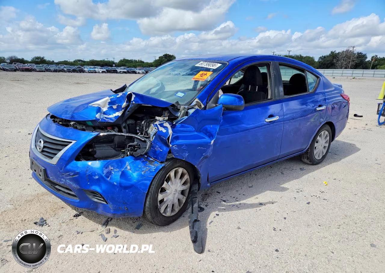2014 Nissan Versa 1.6 Sv – zdjęcie 1 z 12